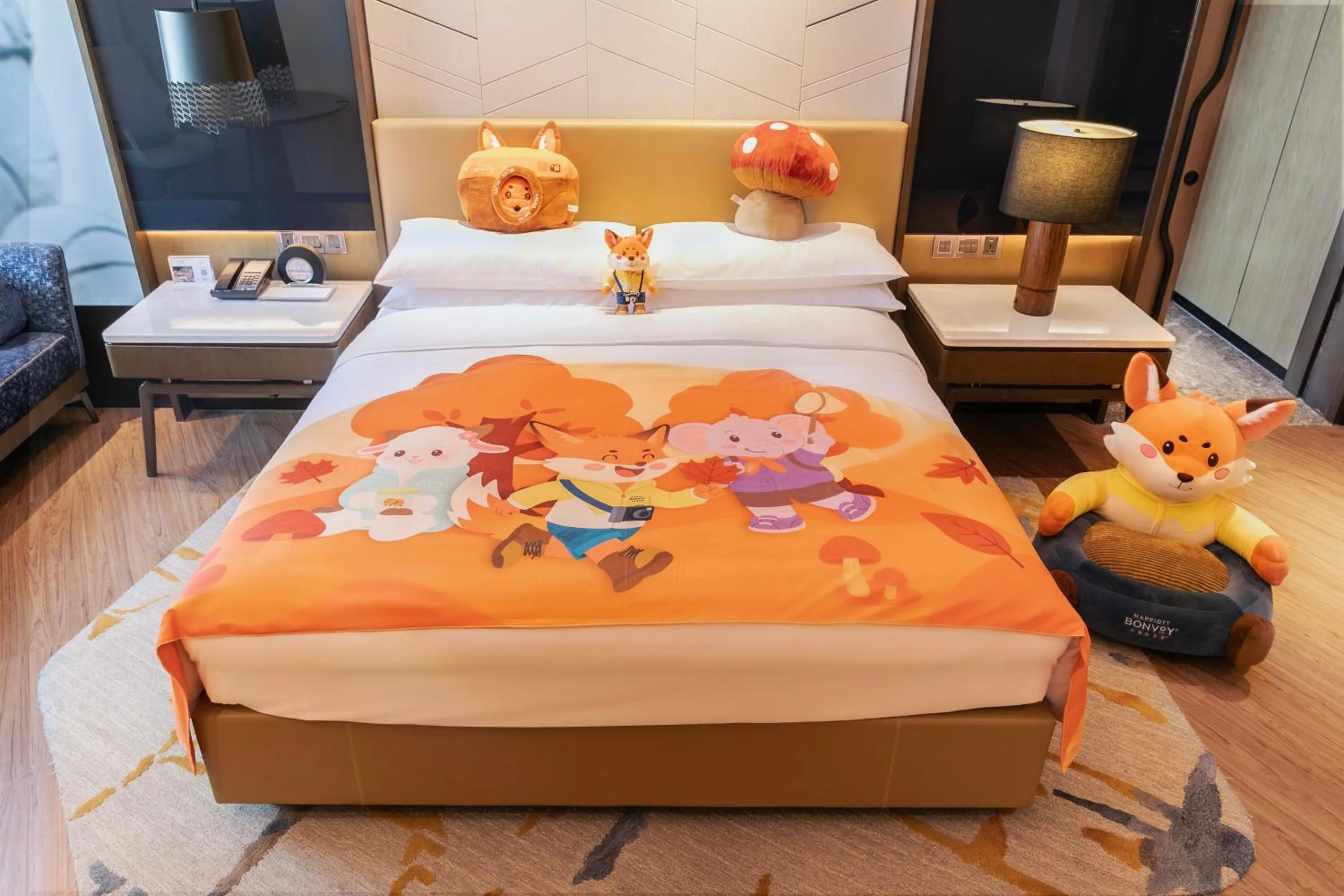 Photo of the whole room, Bed in Renaissance Xi'an Hotel