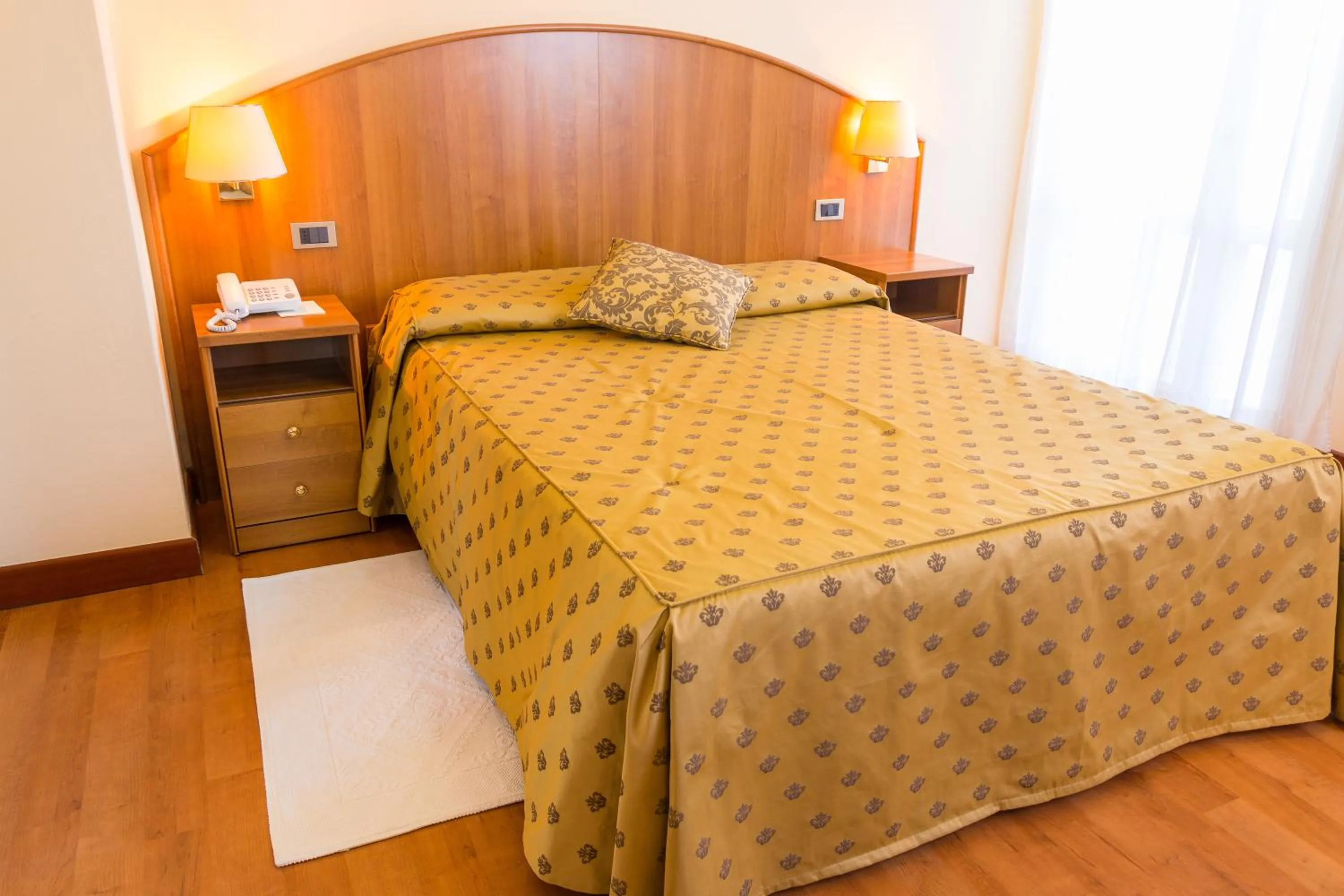 Photo of the whole room, Bed in Hotel Principe