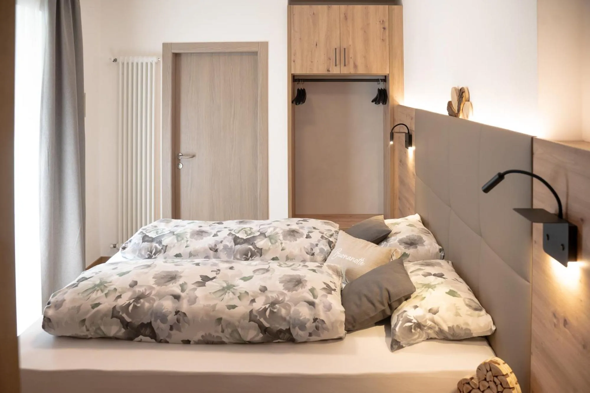 Photo of the whole room, Bed in Albergo Panorama