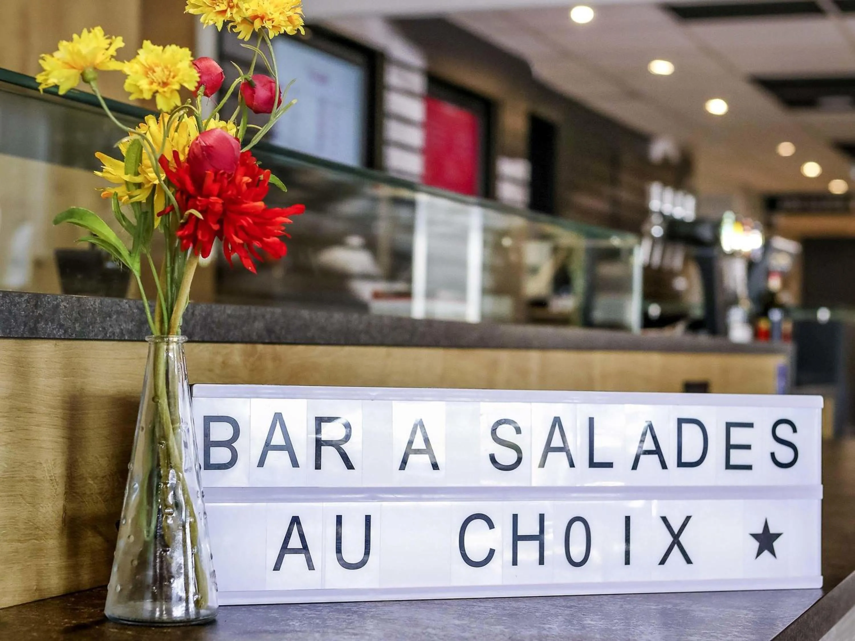 Restaurant/places to eat in ibis Dijon Sud