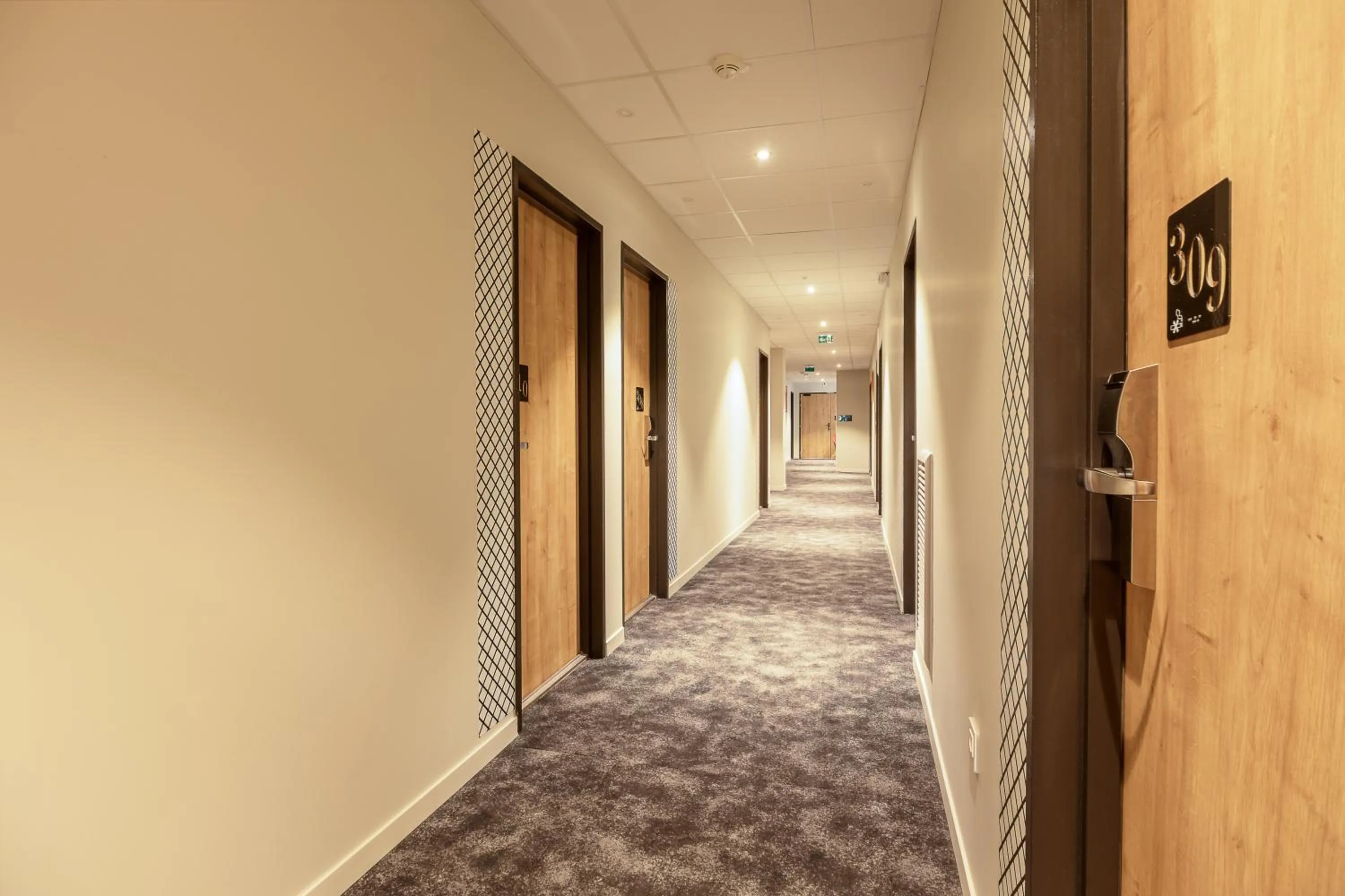 Property building in ibis Dijon Sud