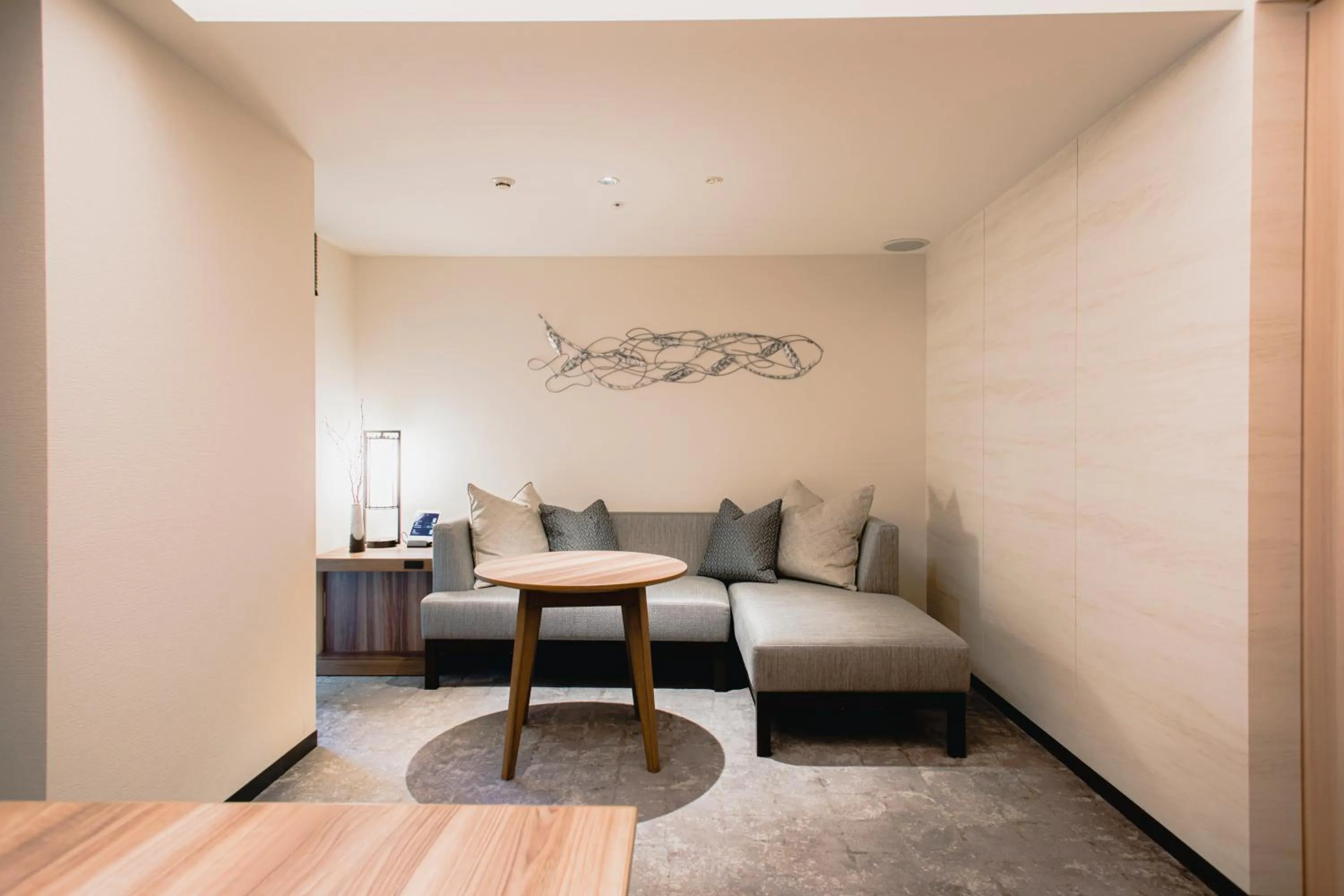 Photo of the whole room in The Thousand Kyoto