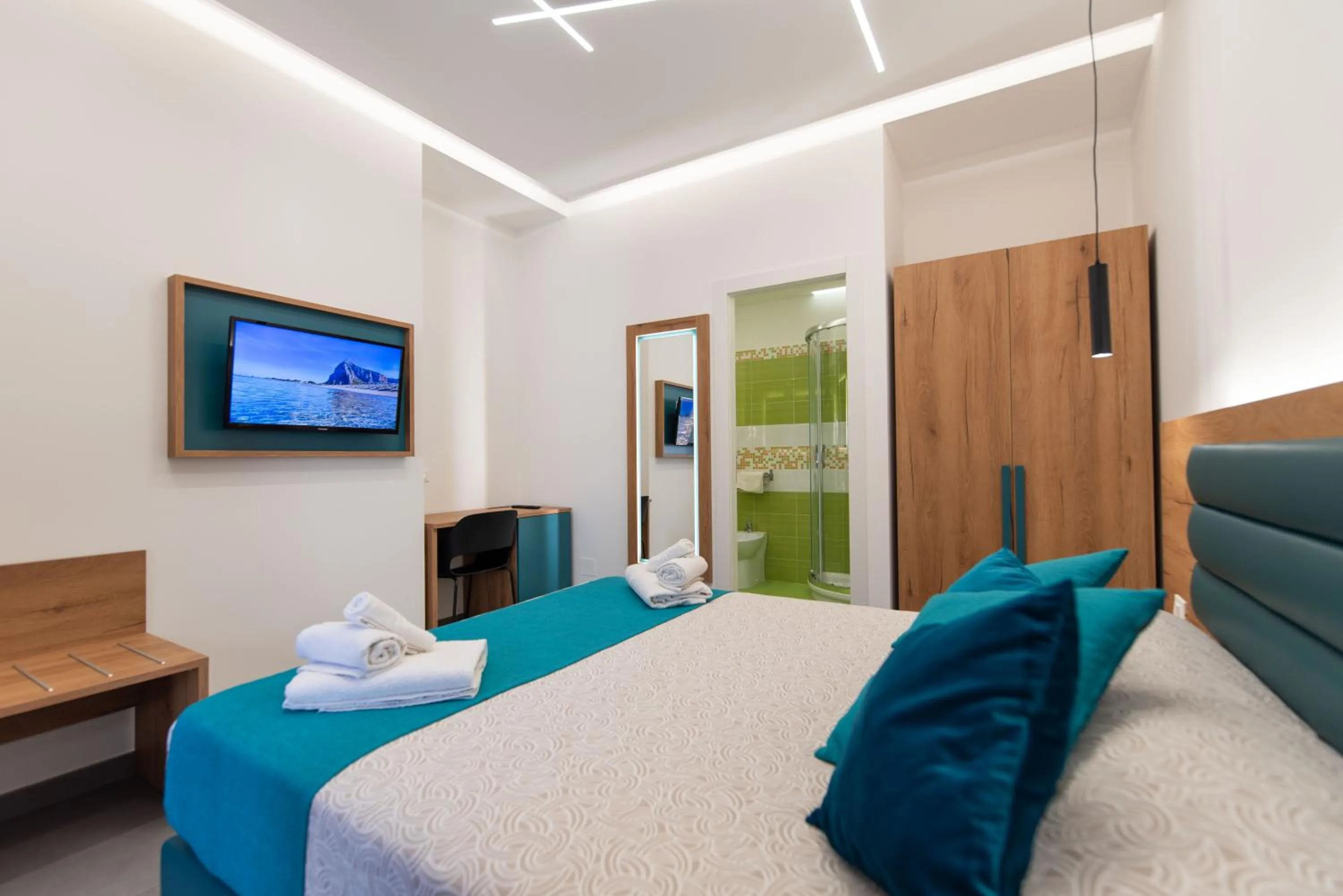 TV and multimedia, Bed in Affittacamere Aloe