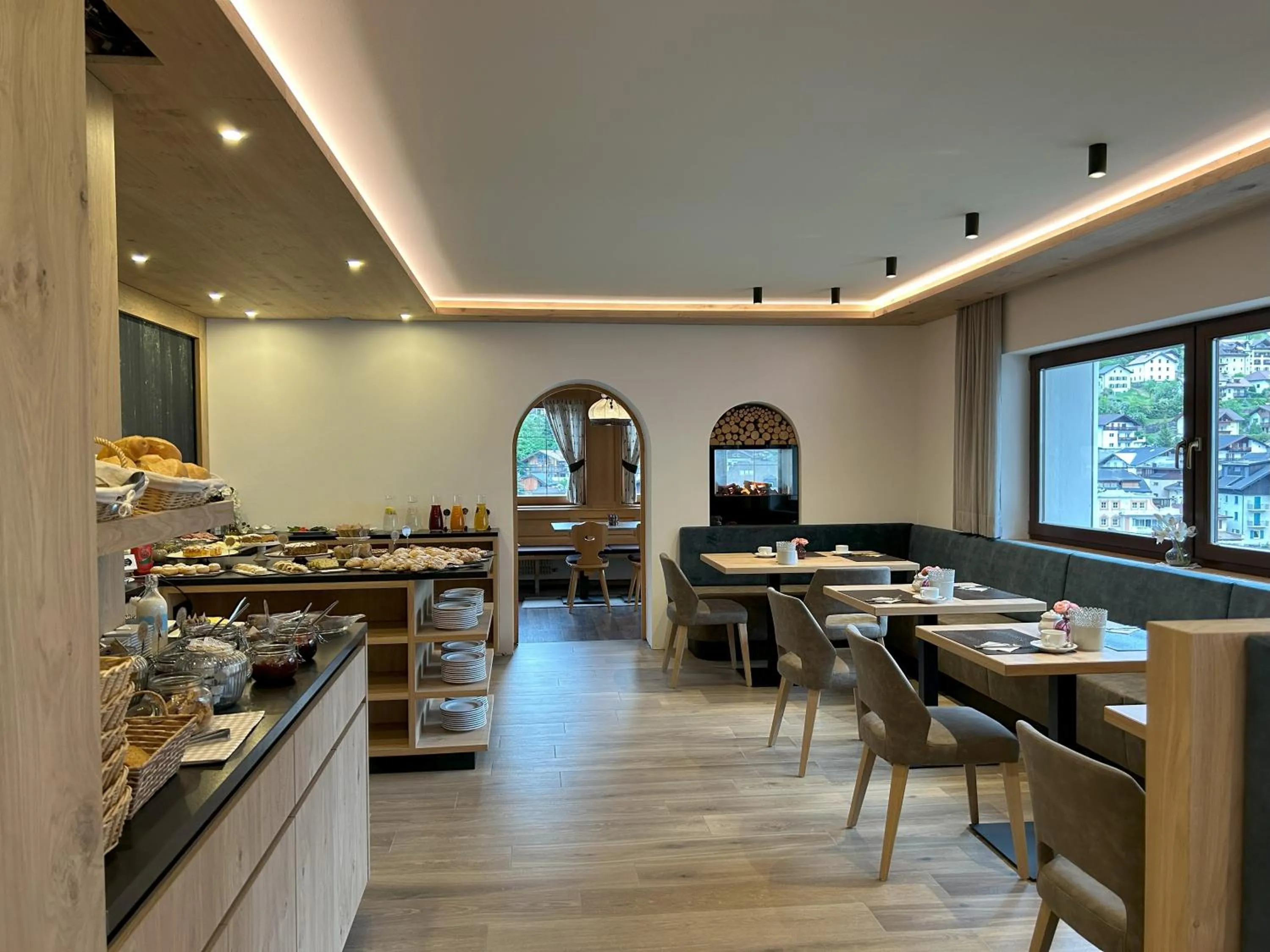 Buffet breakfast in Hotel Garni Walter