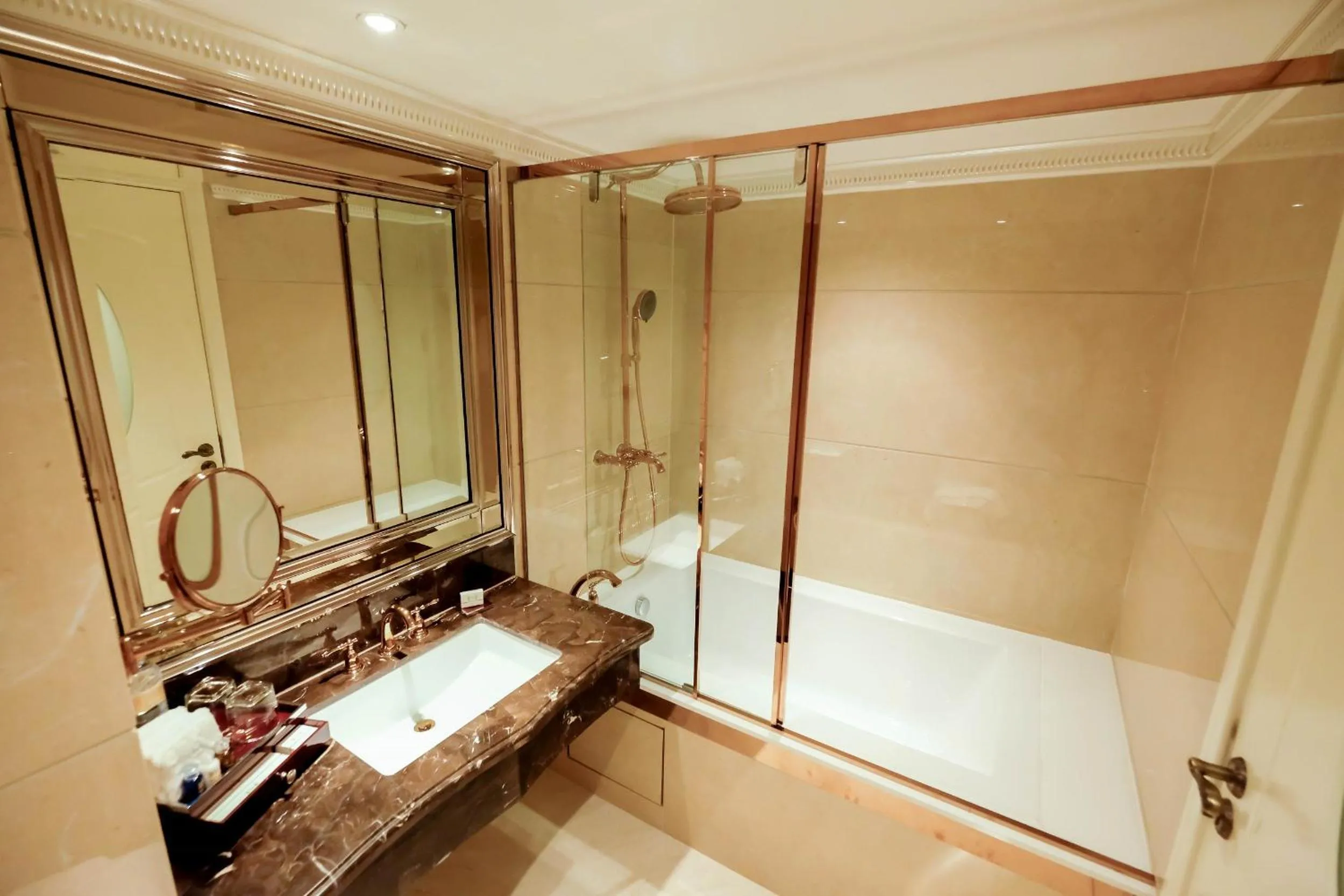 Toilet in LK Emerald Beach - SHA Extra Plus