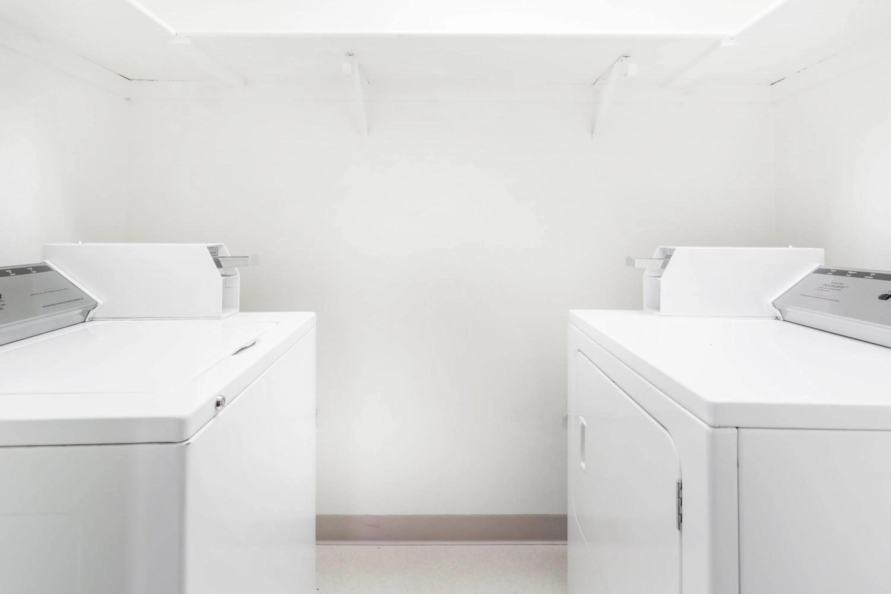 On site in Super 8 by Wyndham Lexington