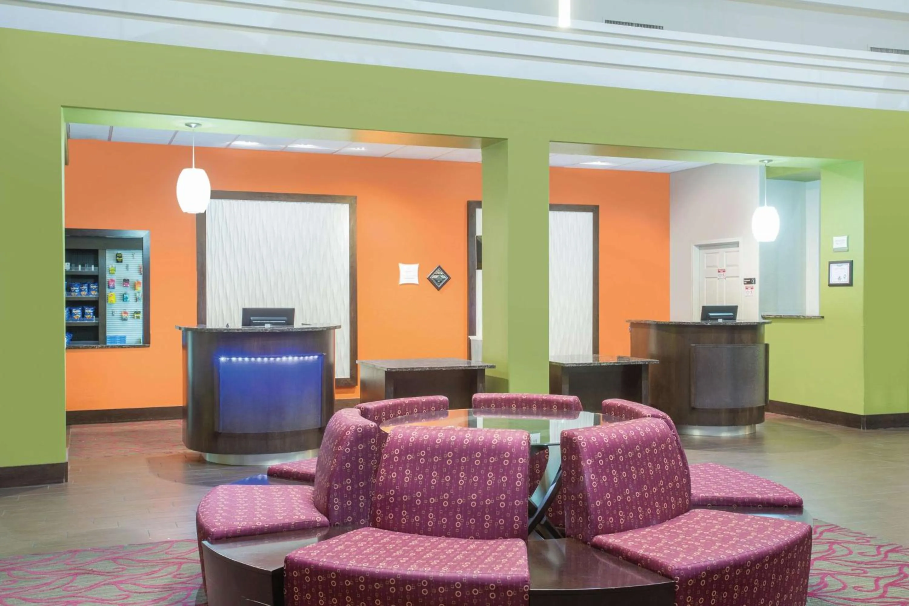 Lobby or reception in La Quinta by Wyndham Conference Center Prescott