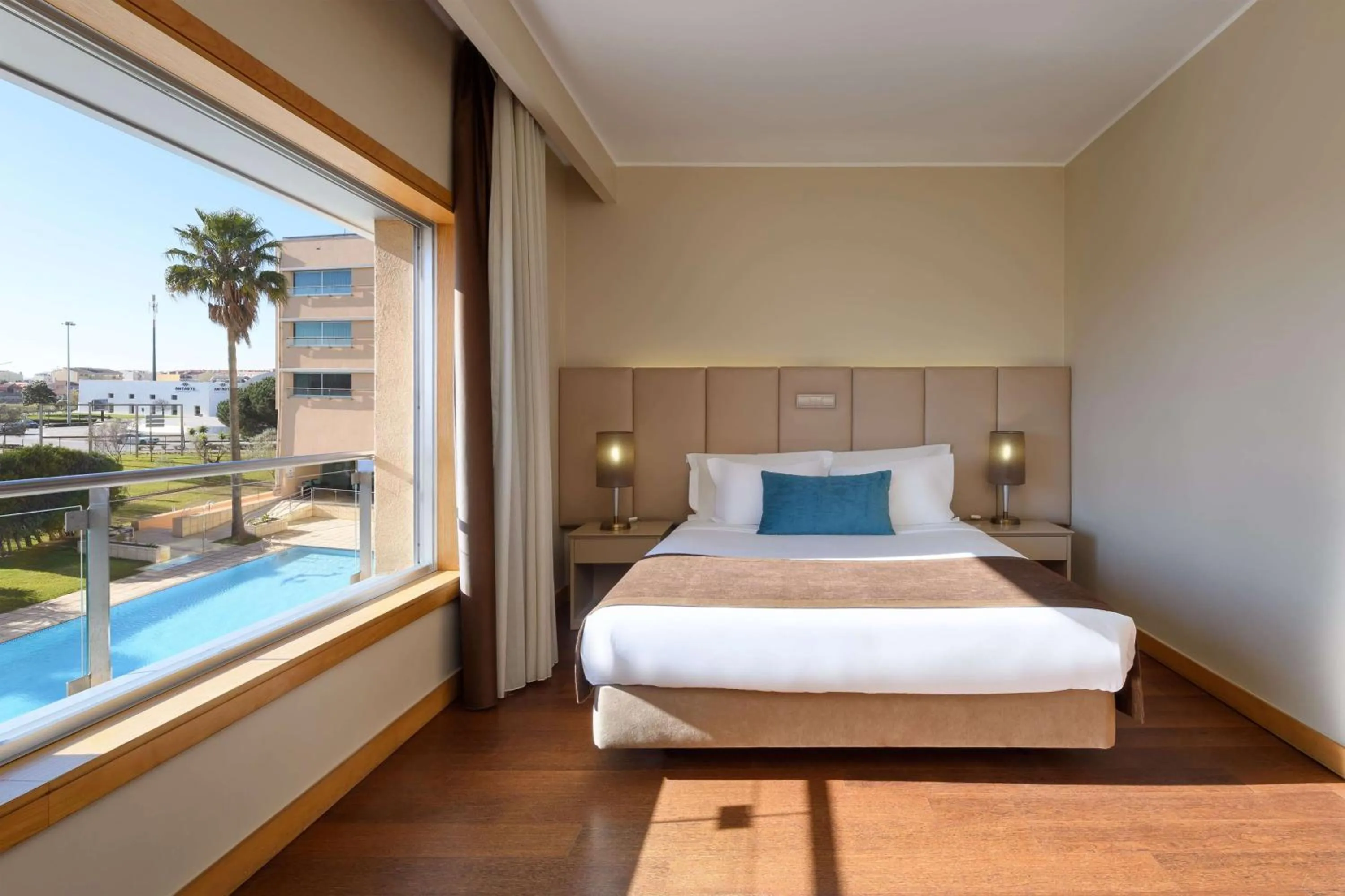 Photo of the whole room, Bed in TRYP by Wyndham Porto Expo Hotel