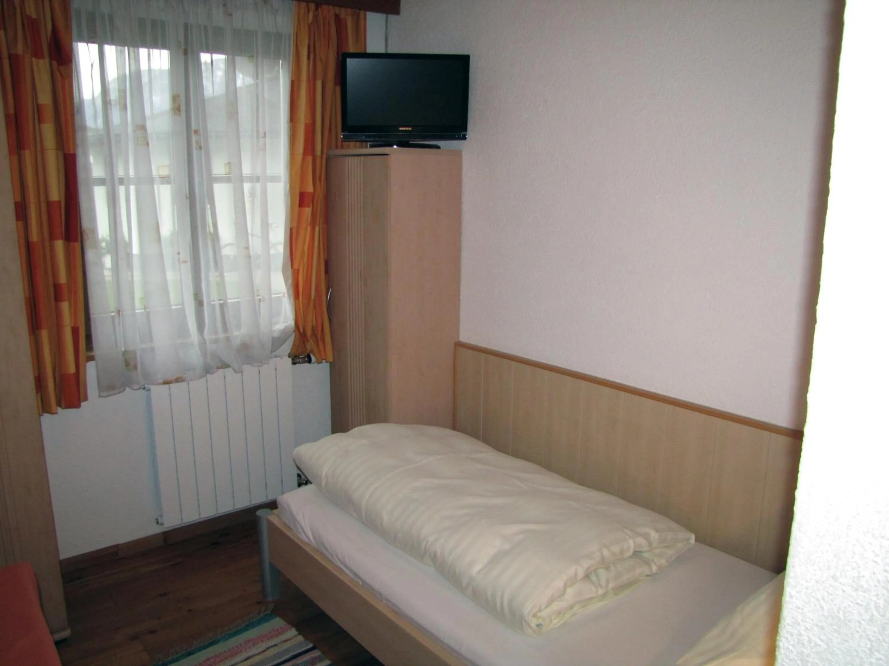 Decorative detail, Bed in Pension Sydler