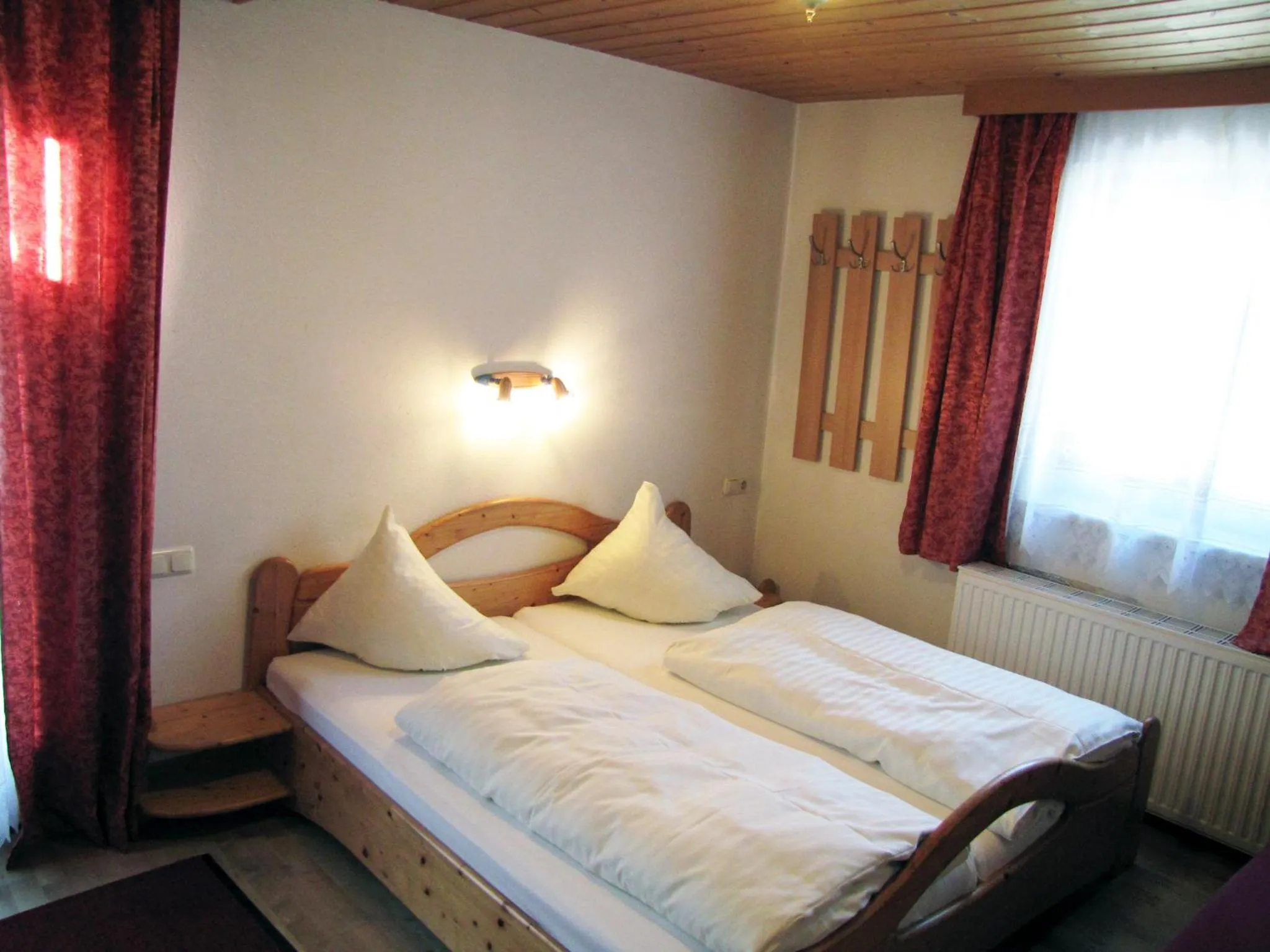 Photo of the whole room, Bed in Pension Sydler