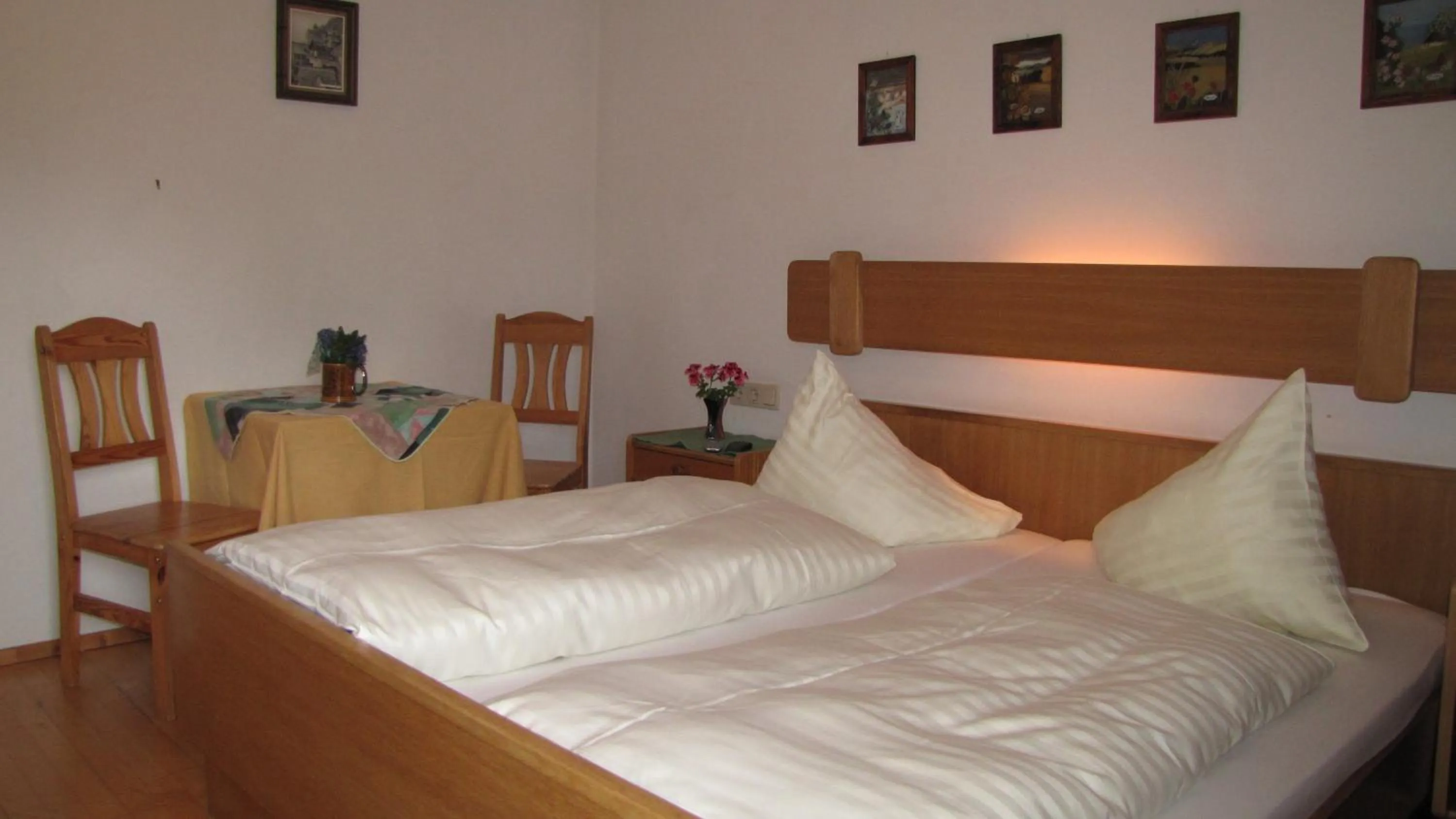 Photo of the whole room, Bed in Pension Sydler