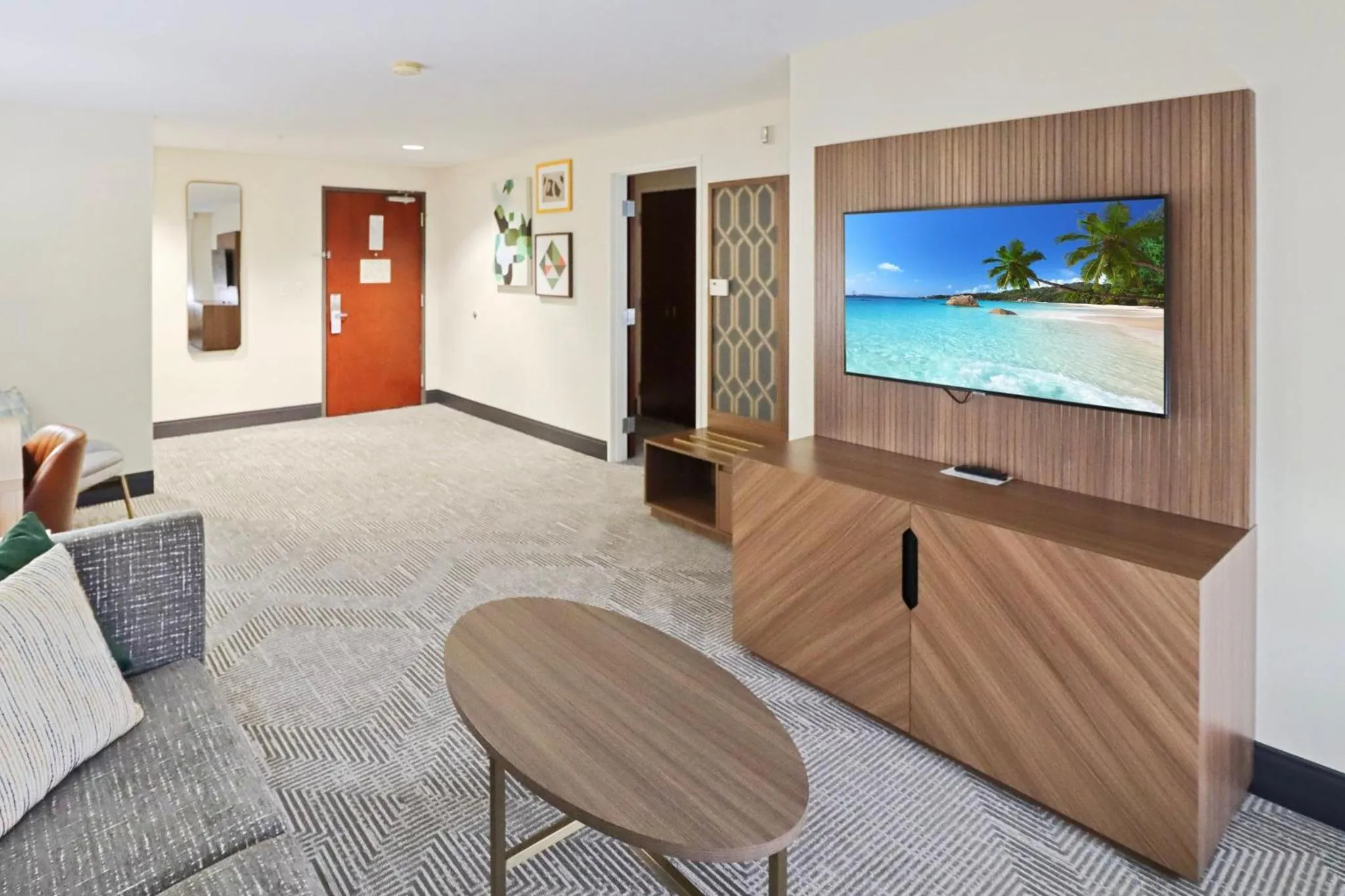 Photo of the whole room in Holiday Inn Quincy by IHG