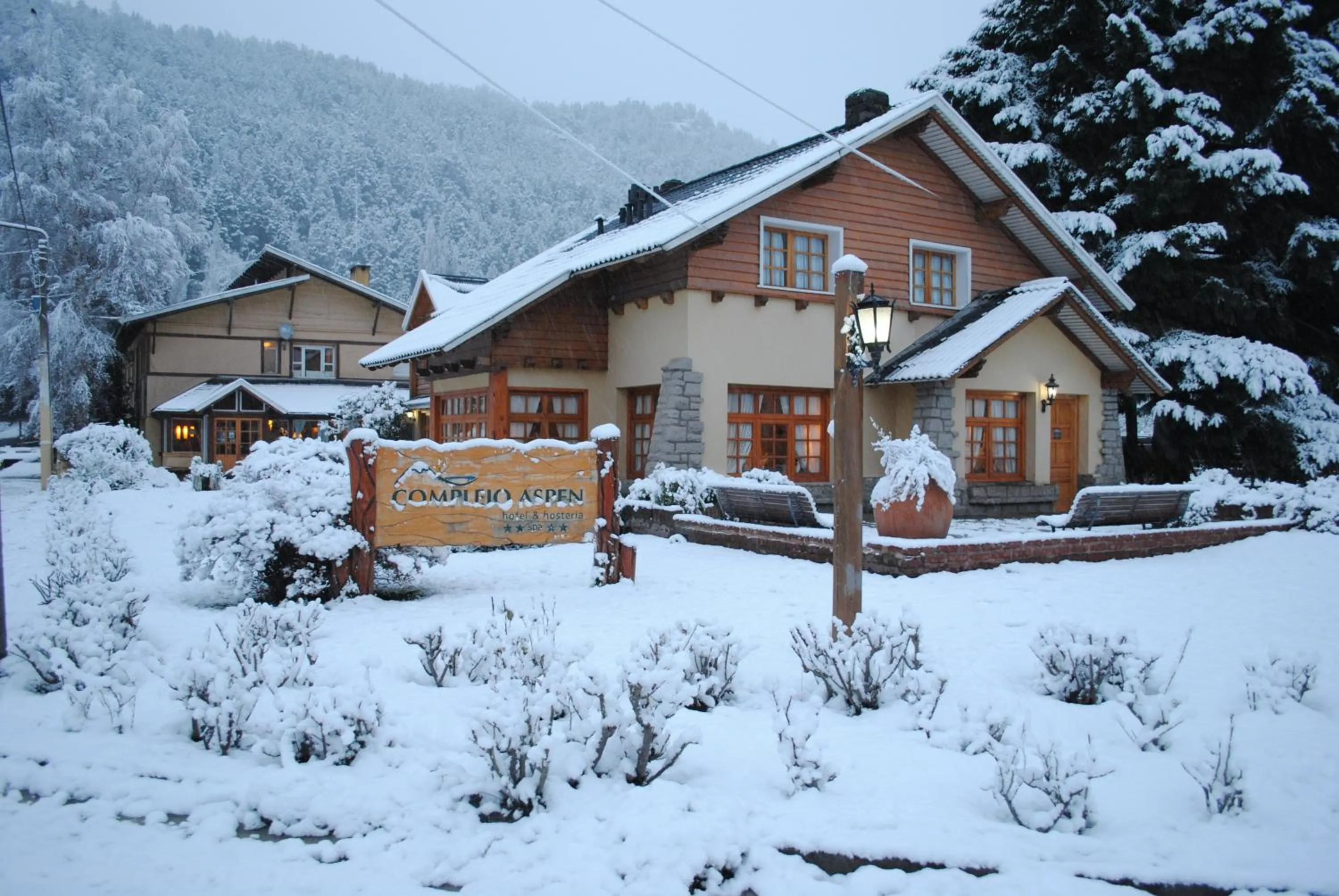 Facade/entrance in Complejo Aspen