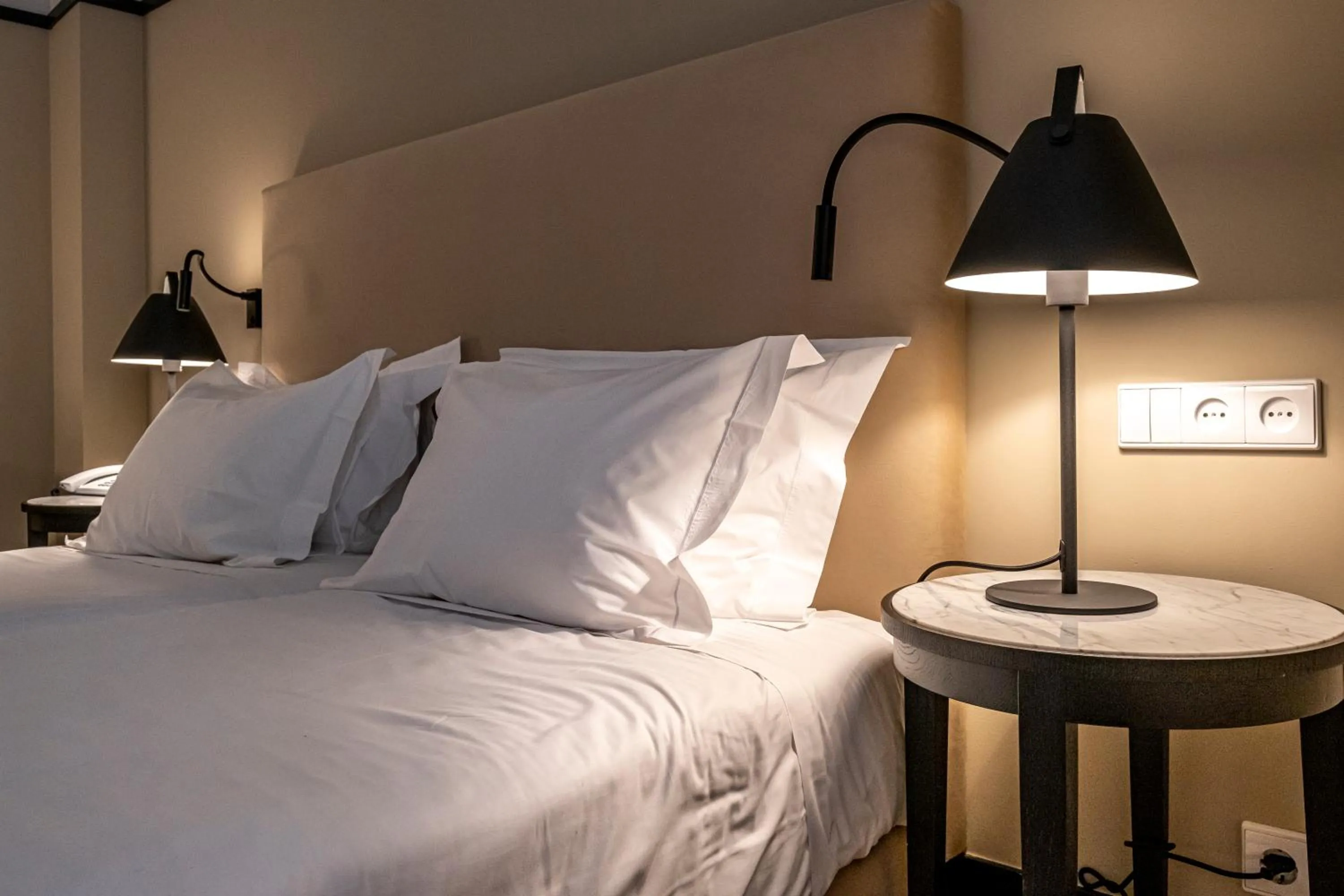 Bedroom, Bed in Palacio da Lousa Boutique Hotel