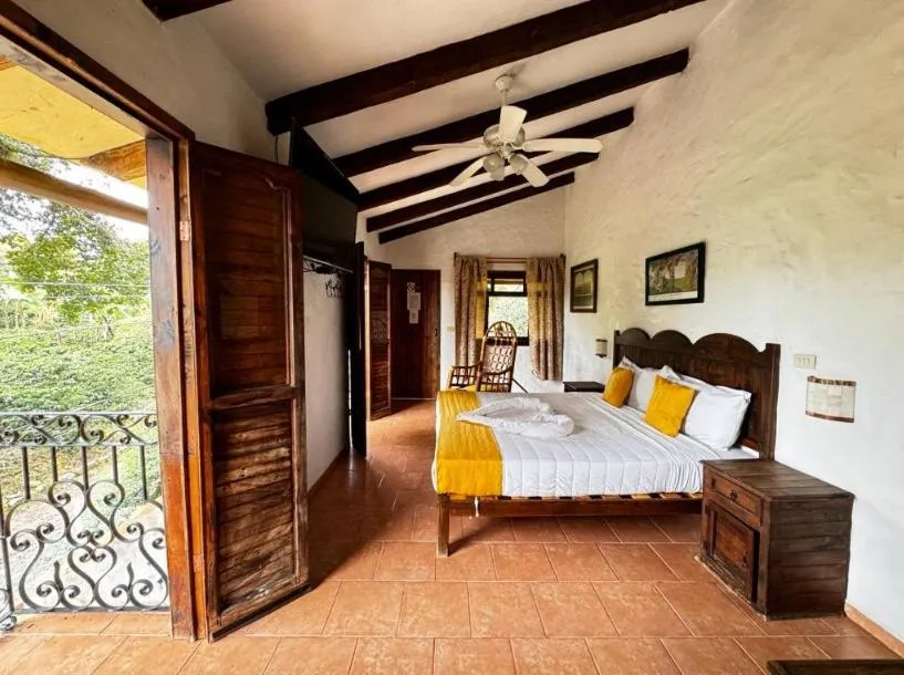 Photo of the whole room, Bed in Posada La Querencia