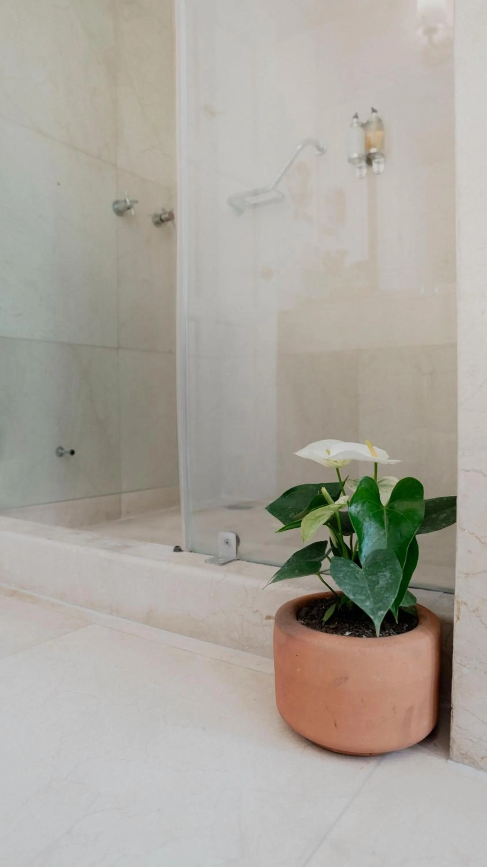 Casa Bonita Hotel & Luxury Residence