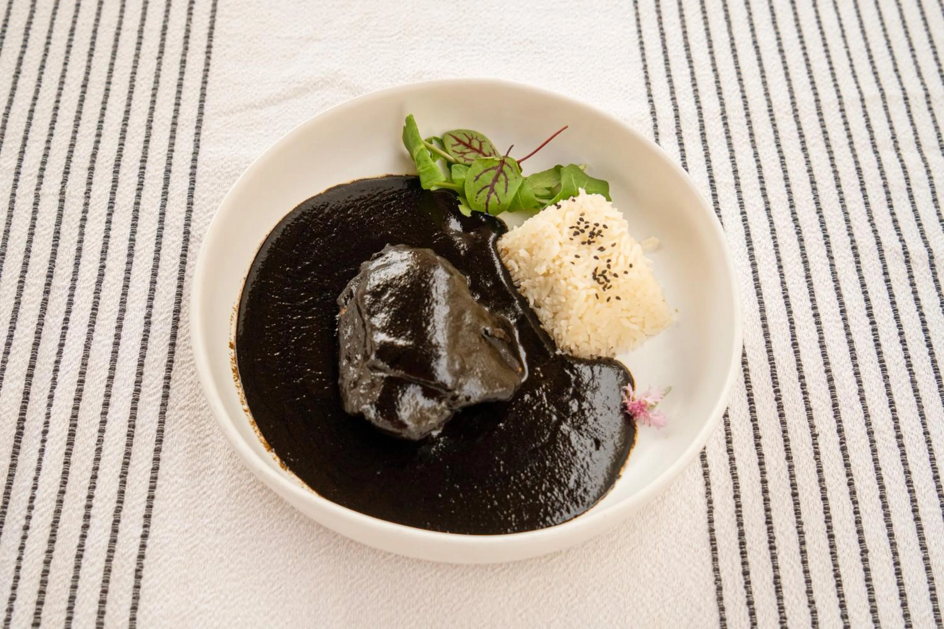 Casa Bonita Hotel & Luxury Residence