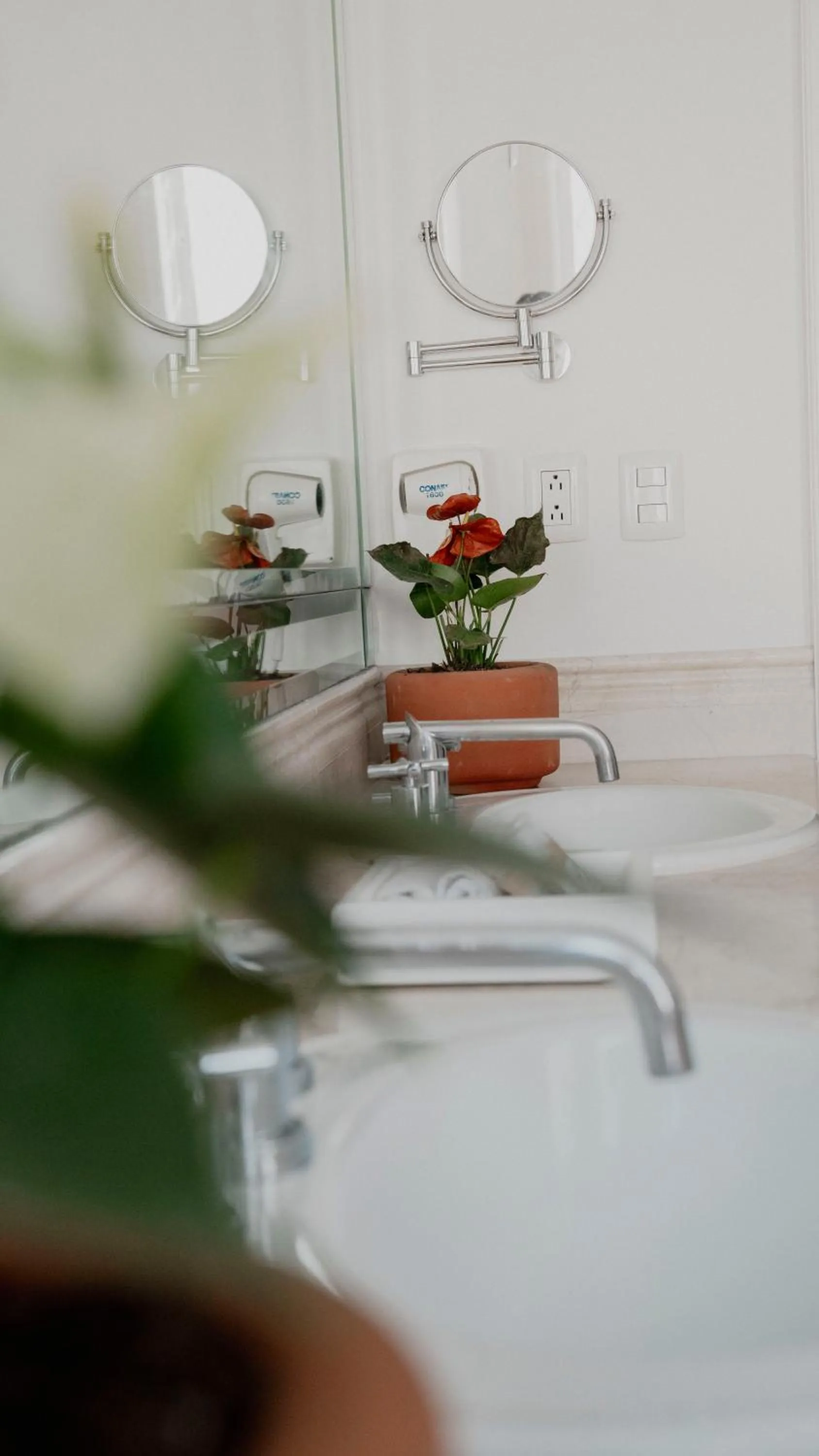 Casa Bonita Hotel & Luxury Residence