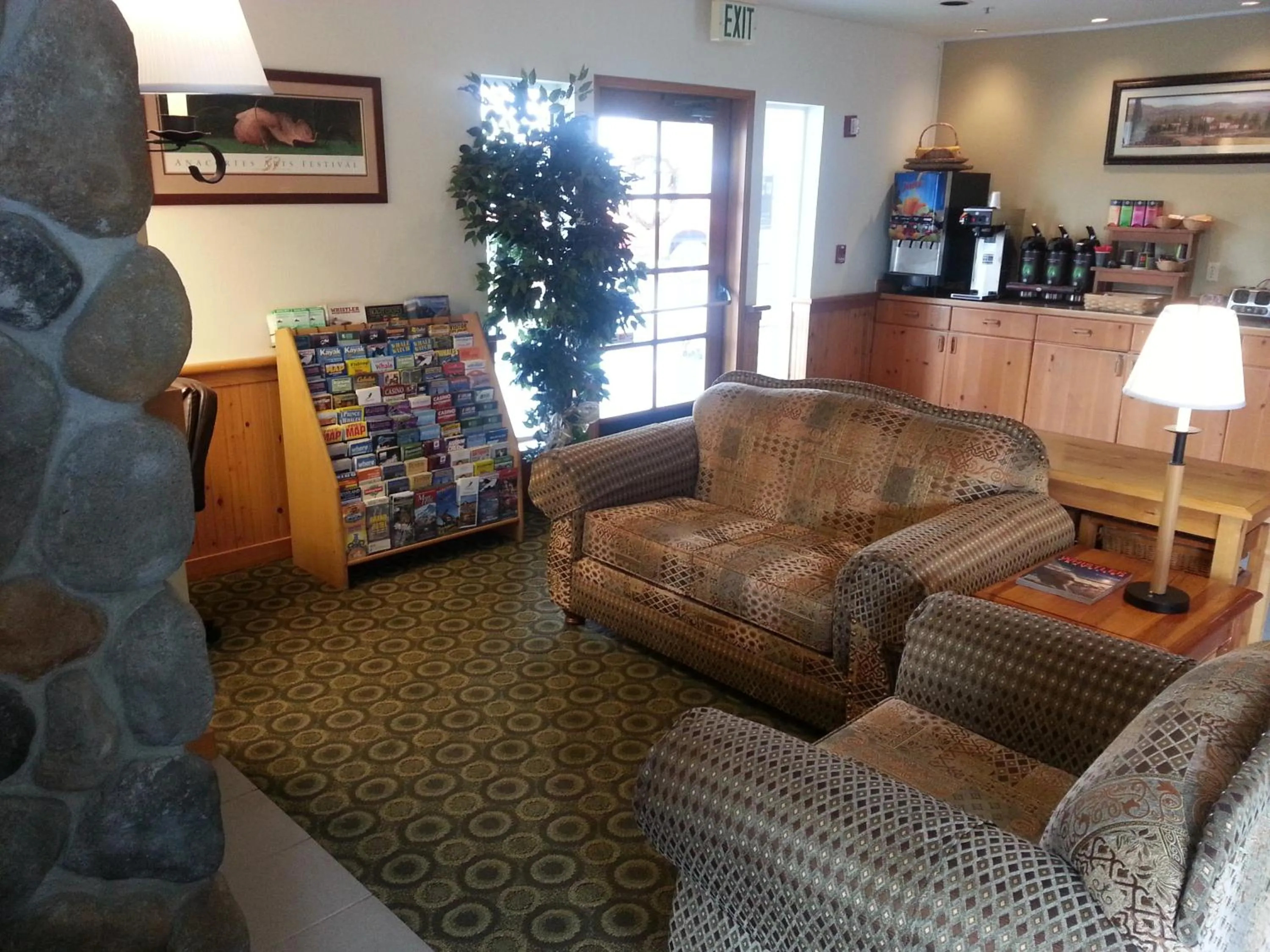 Lobby or reception in Fidalgo Country Inn
