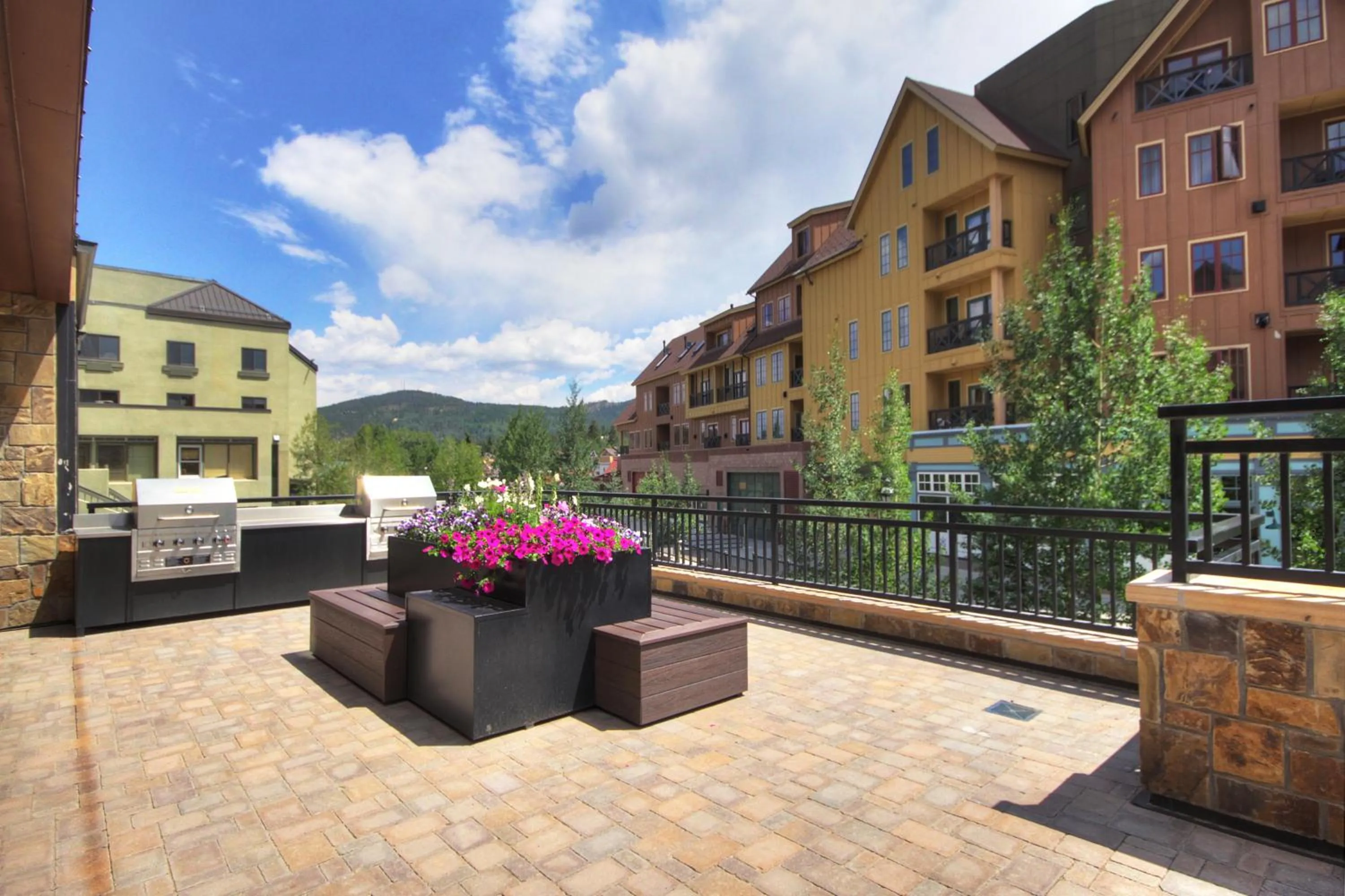 BBQ facilities in Village at Breckenridge, A Vail Resorts Property
