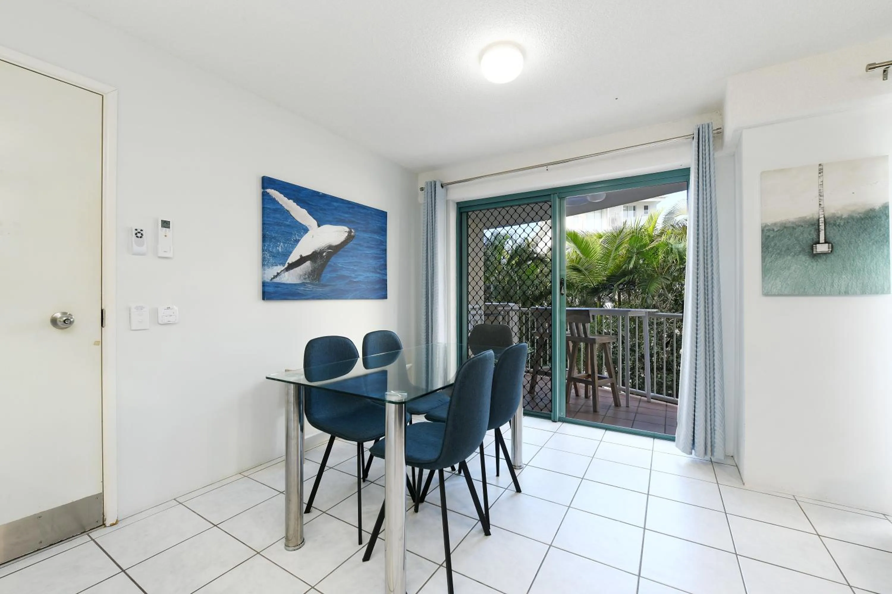 Lindomare Apartments