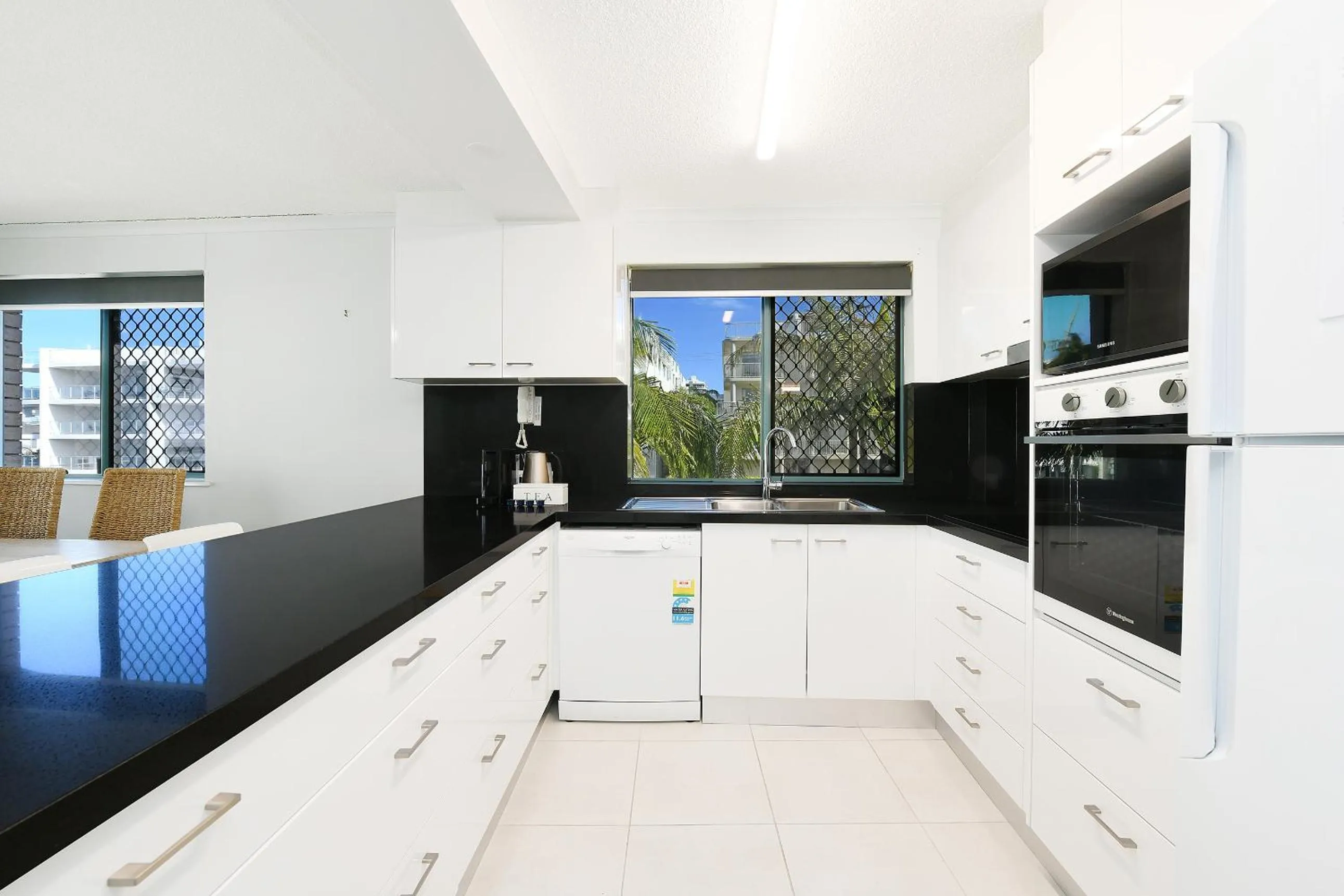 Lindomare Apartments