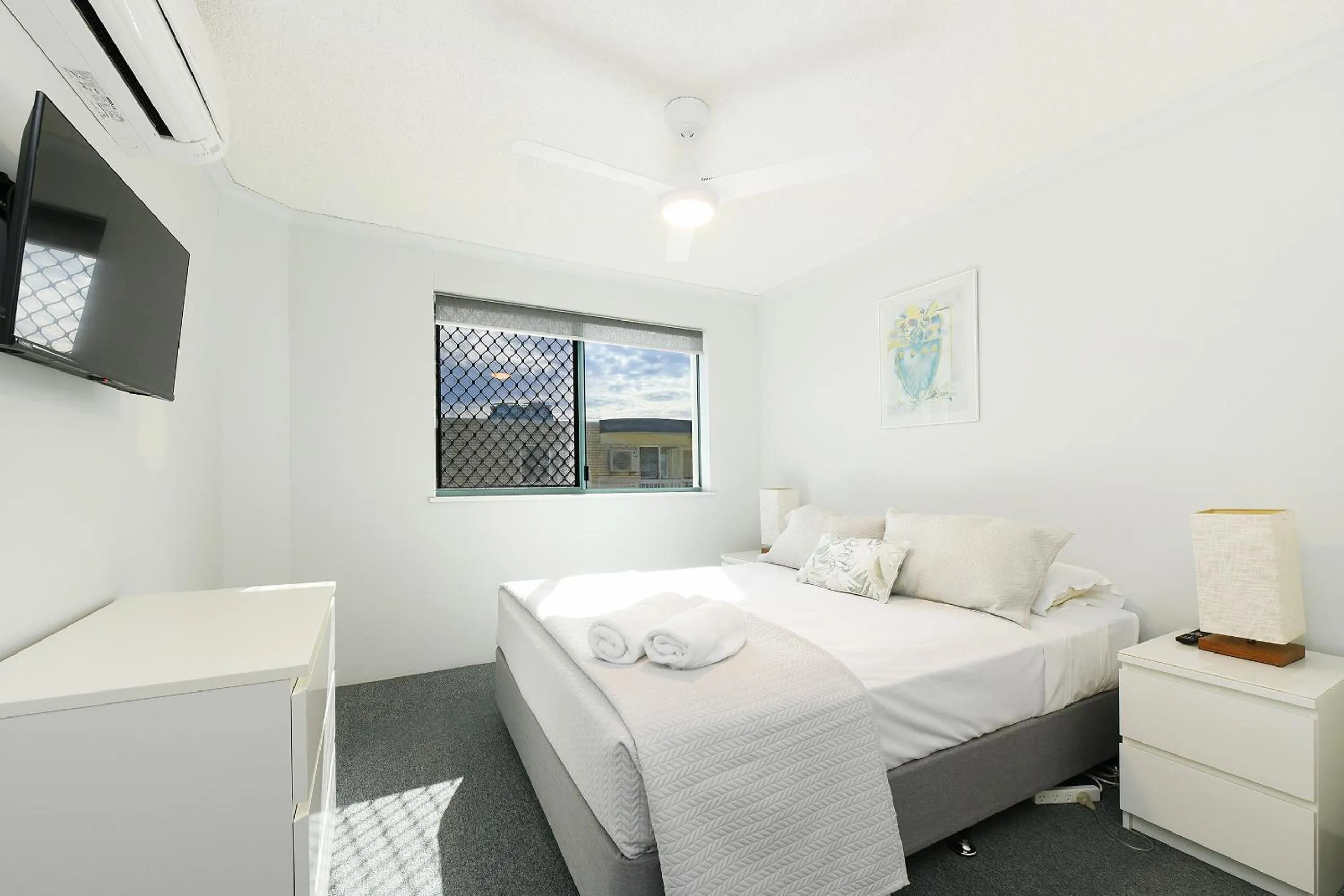 Lindomare Apartments