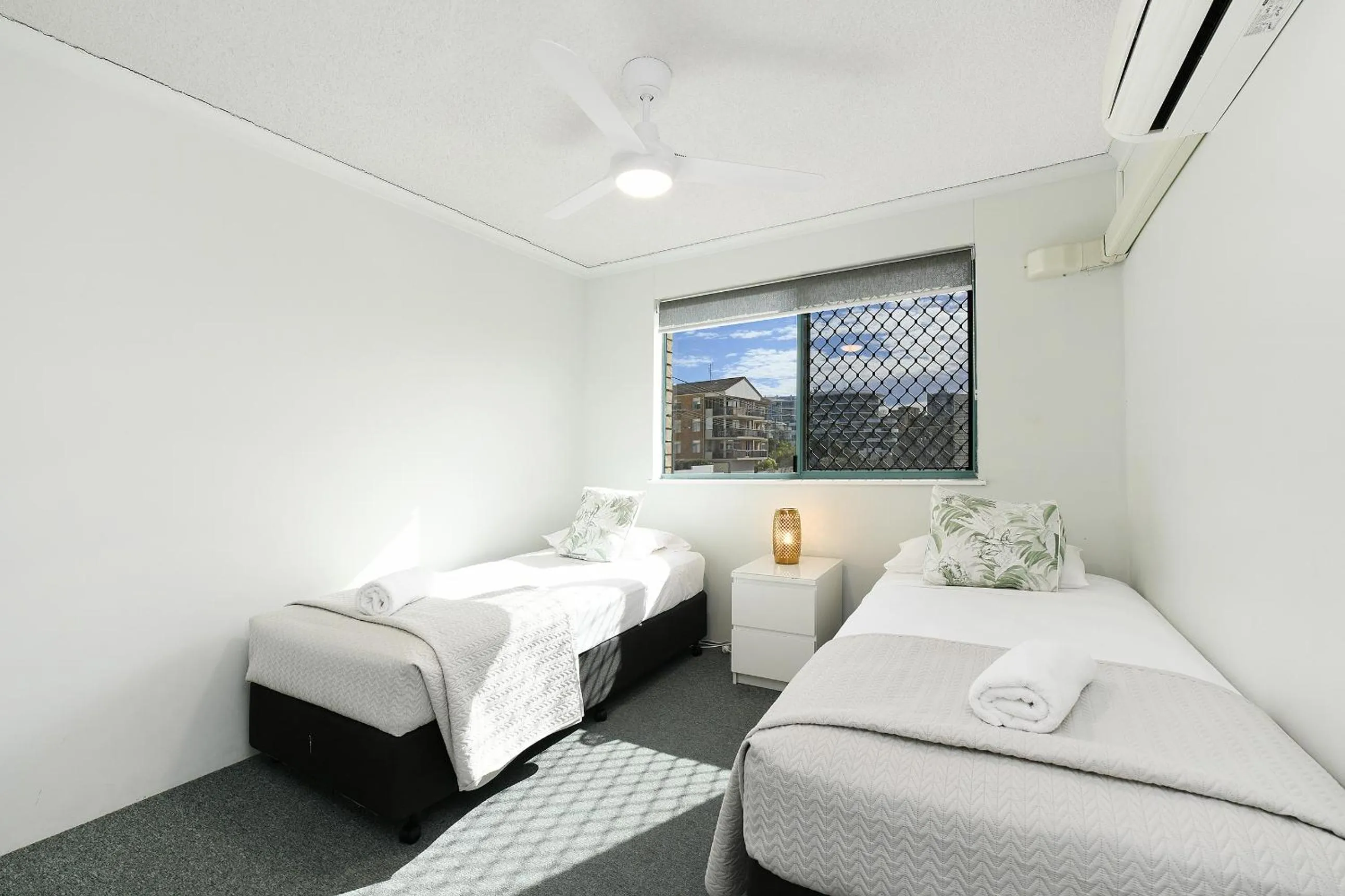 Lindomare Apartments