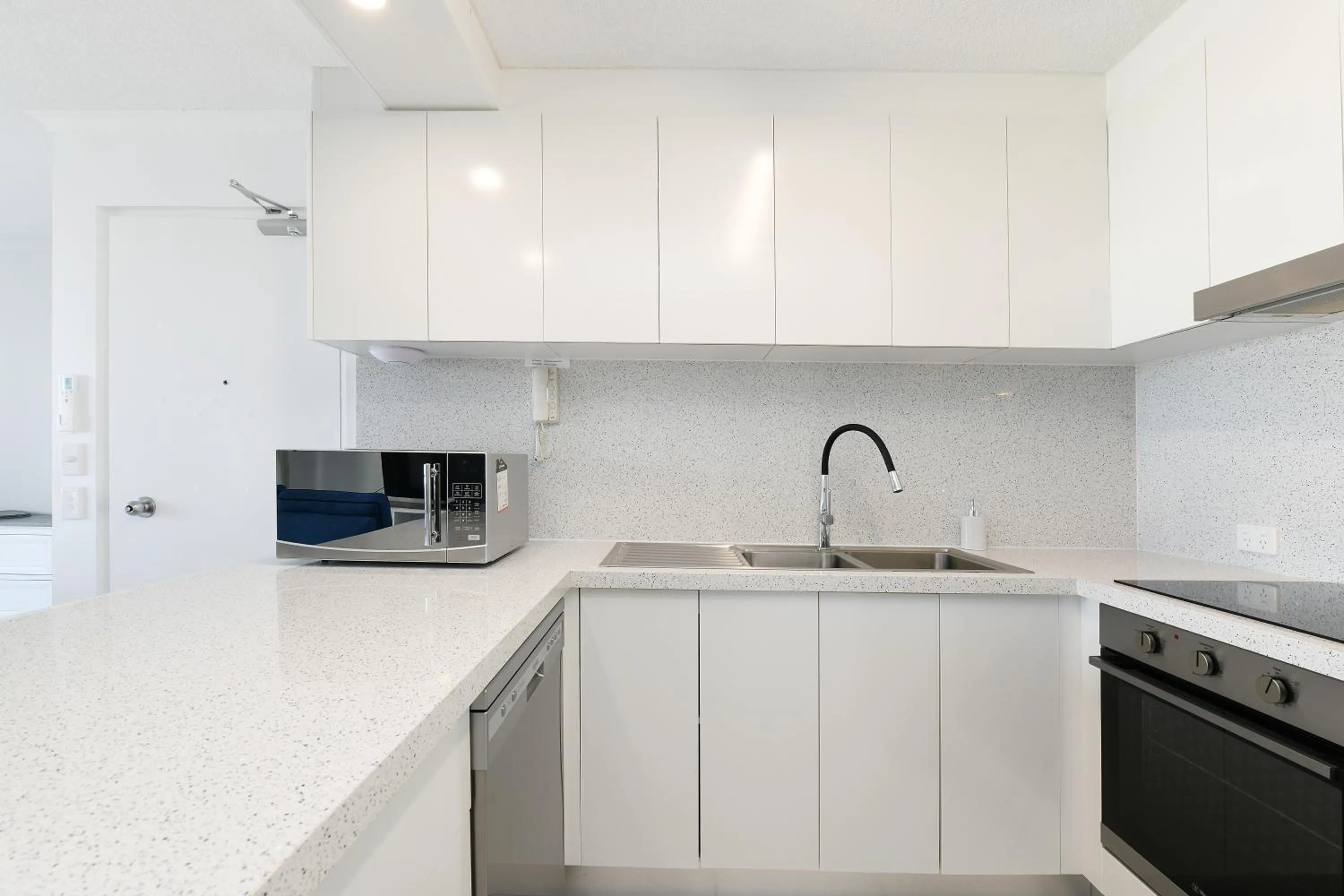 Lindomare Apartments