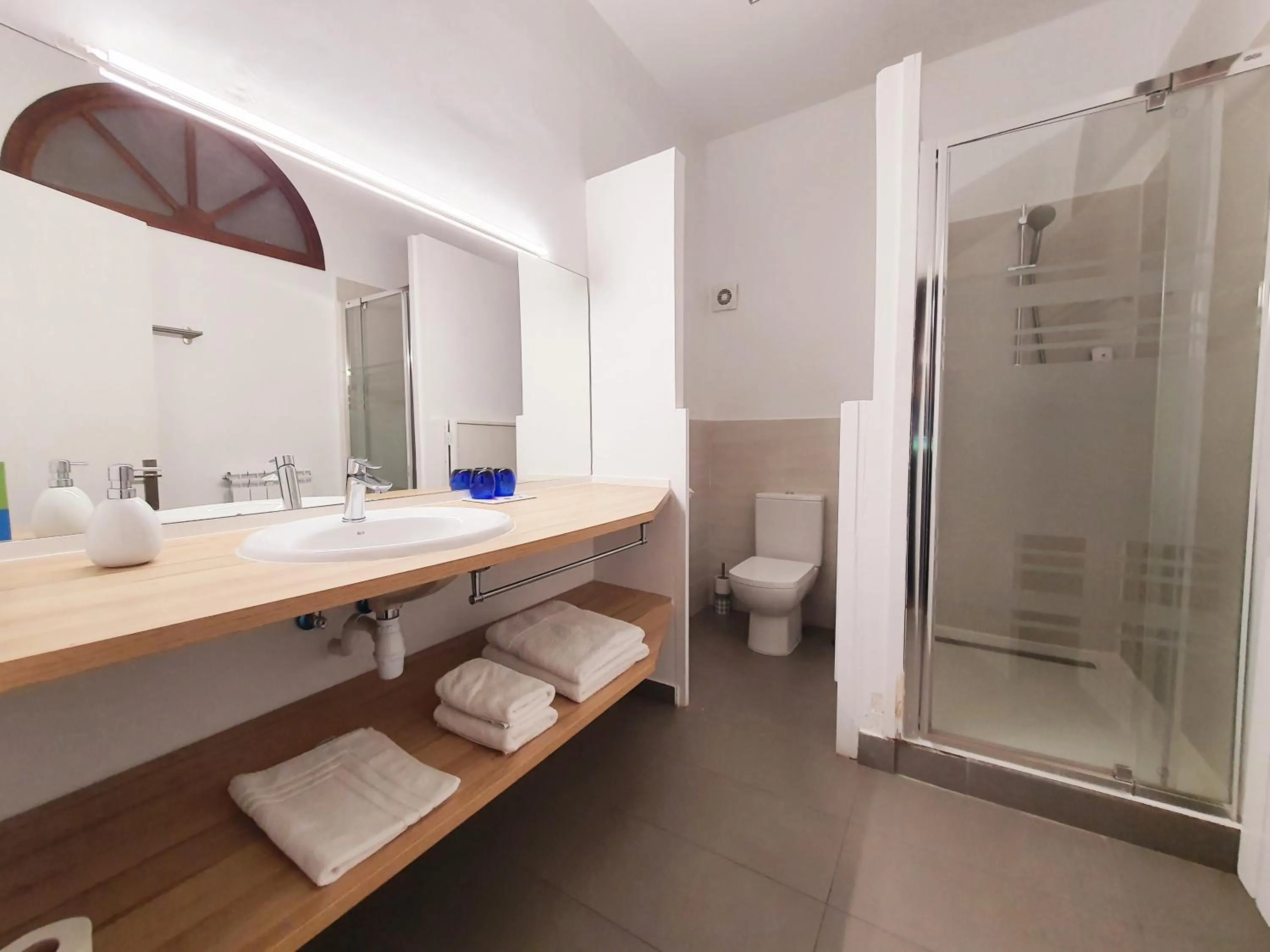 Shower in La Frasera Alojamiento Rural