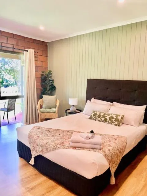 Bed in Malanda Lodge