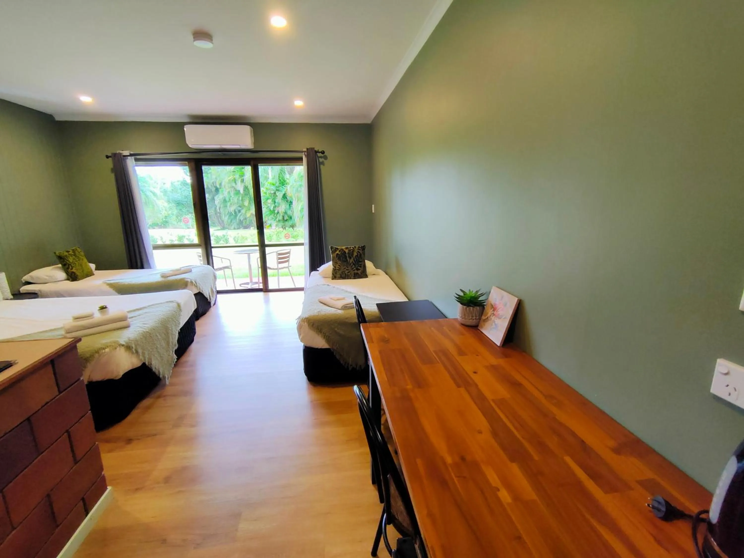 Bed in Malanda Lodge