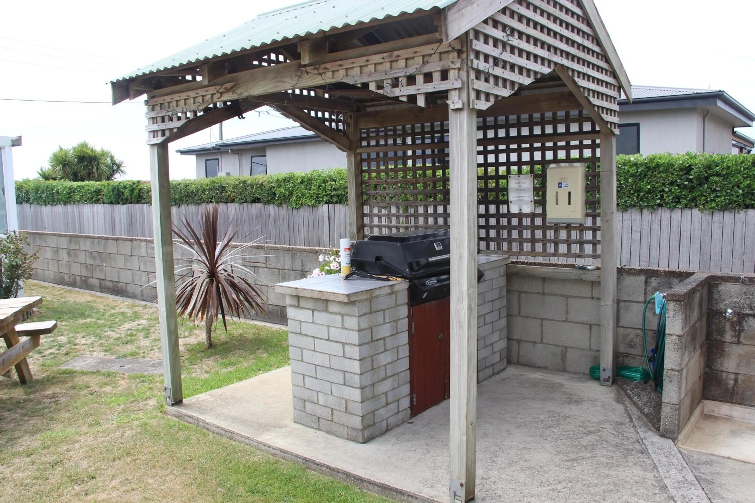 BBQ facilities in Burnie Ocean View Motel and Caravan Park