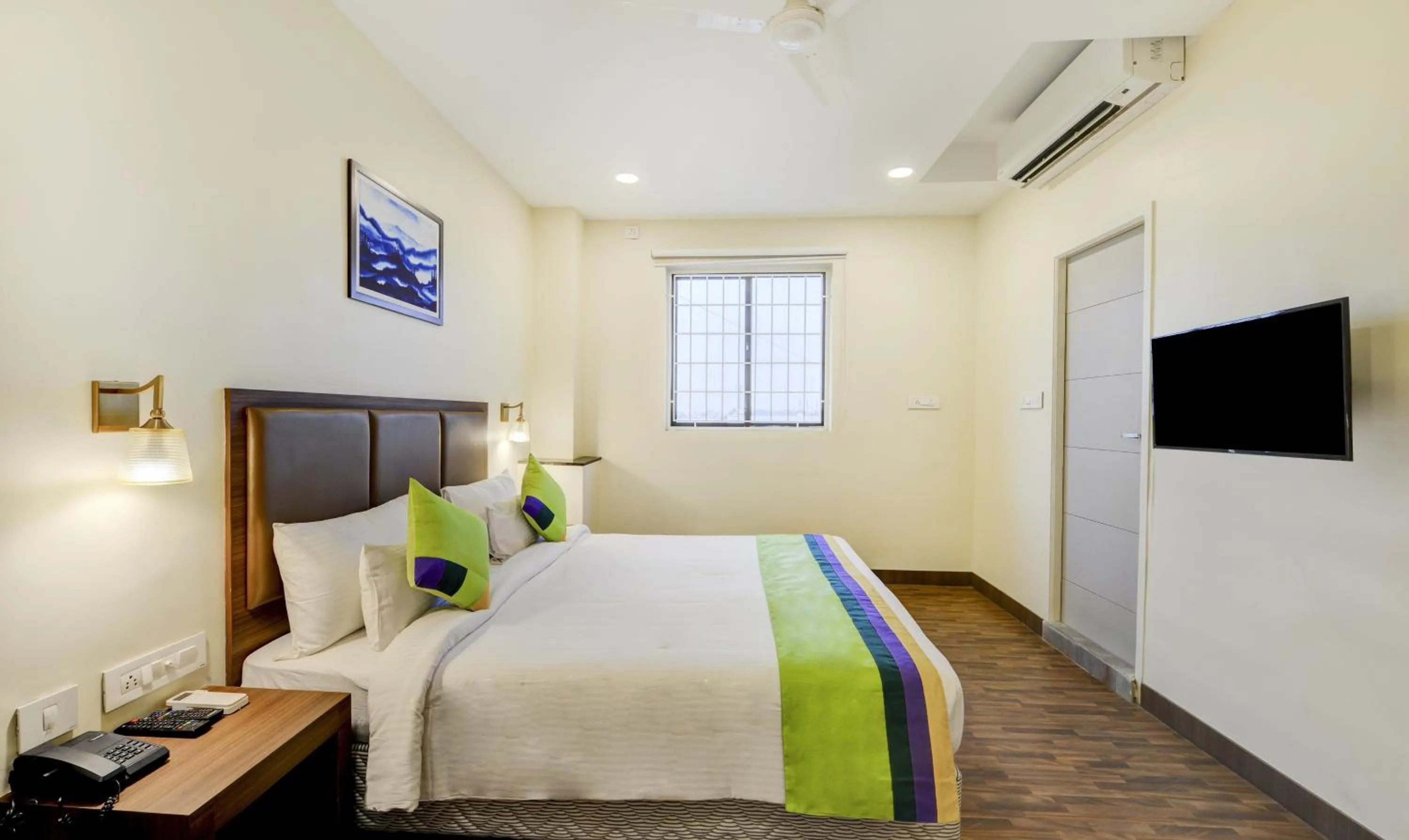 Bedroom in Treebo Welcome Inn, Porur