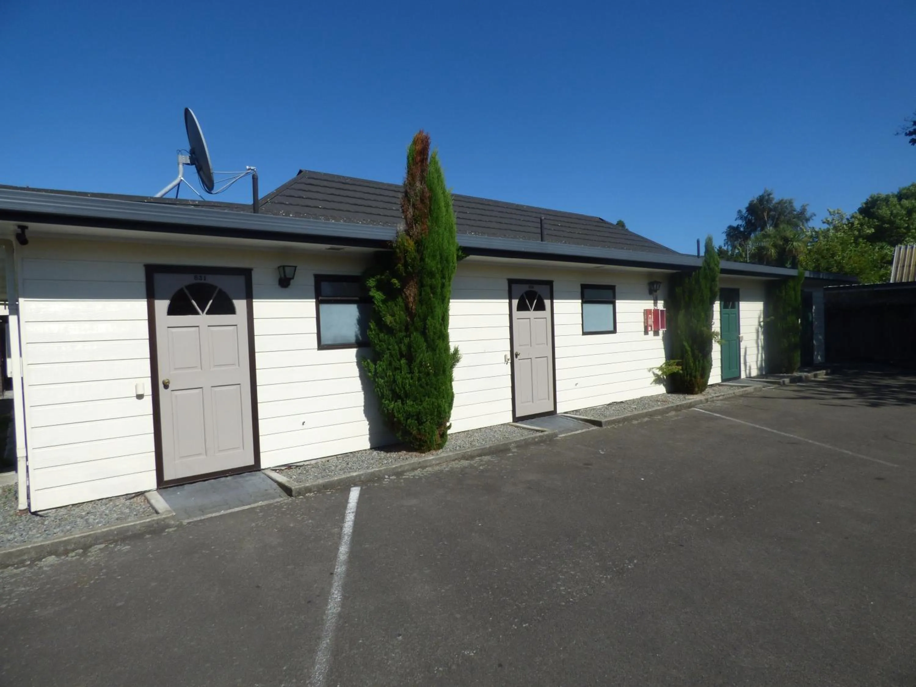 Balcony/Terrace in Ambassador Motel