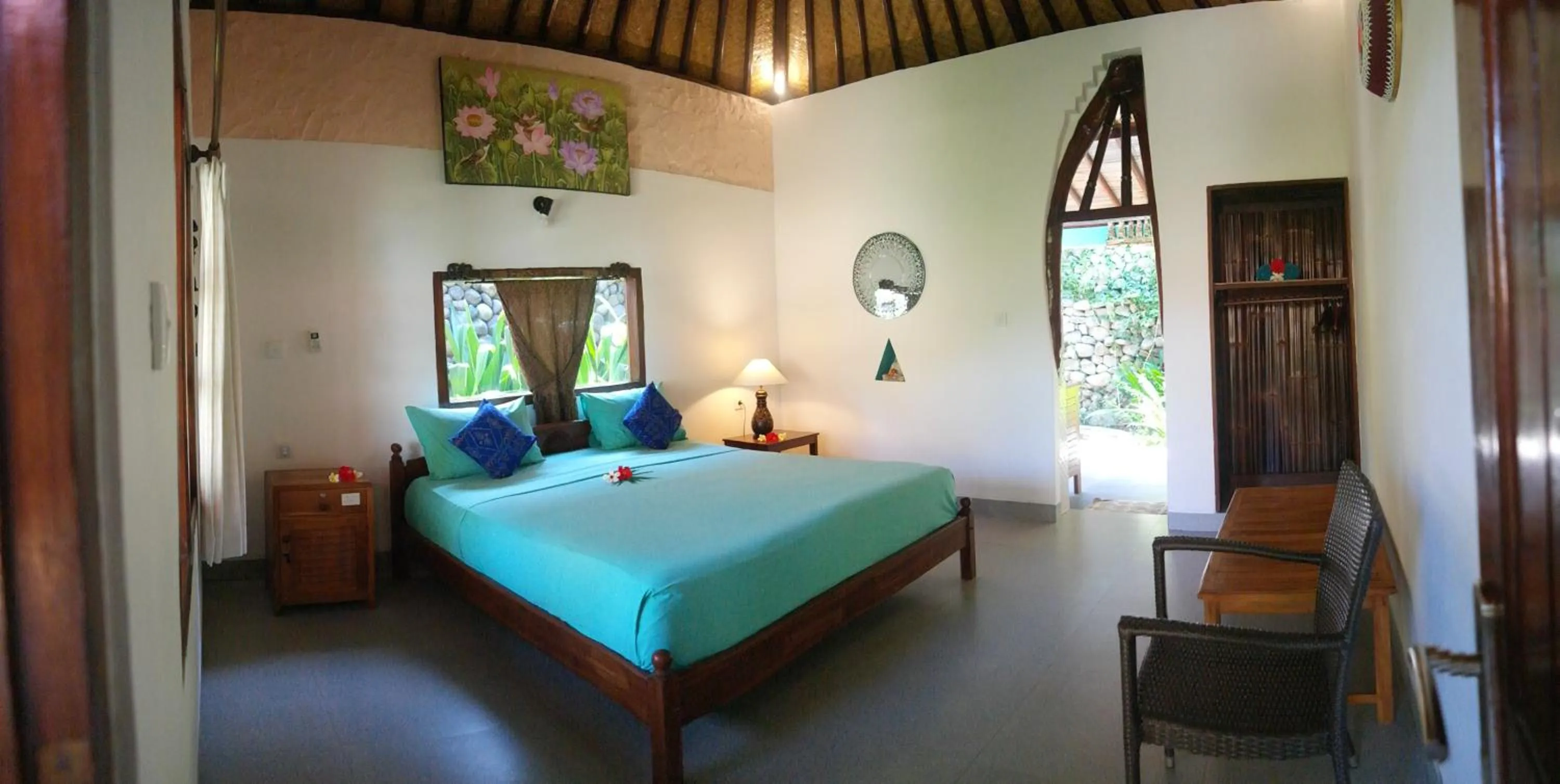 Bedroom, Bed in 1000 Dream Bungalow