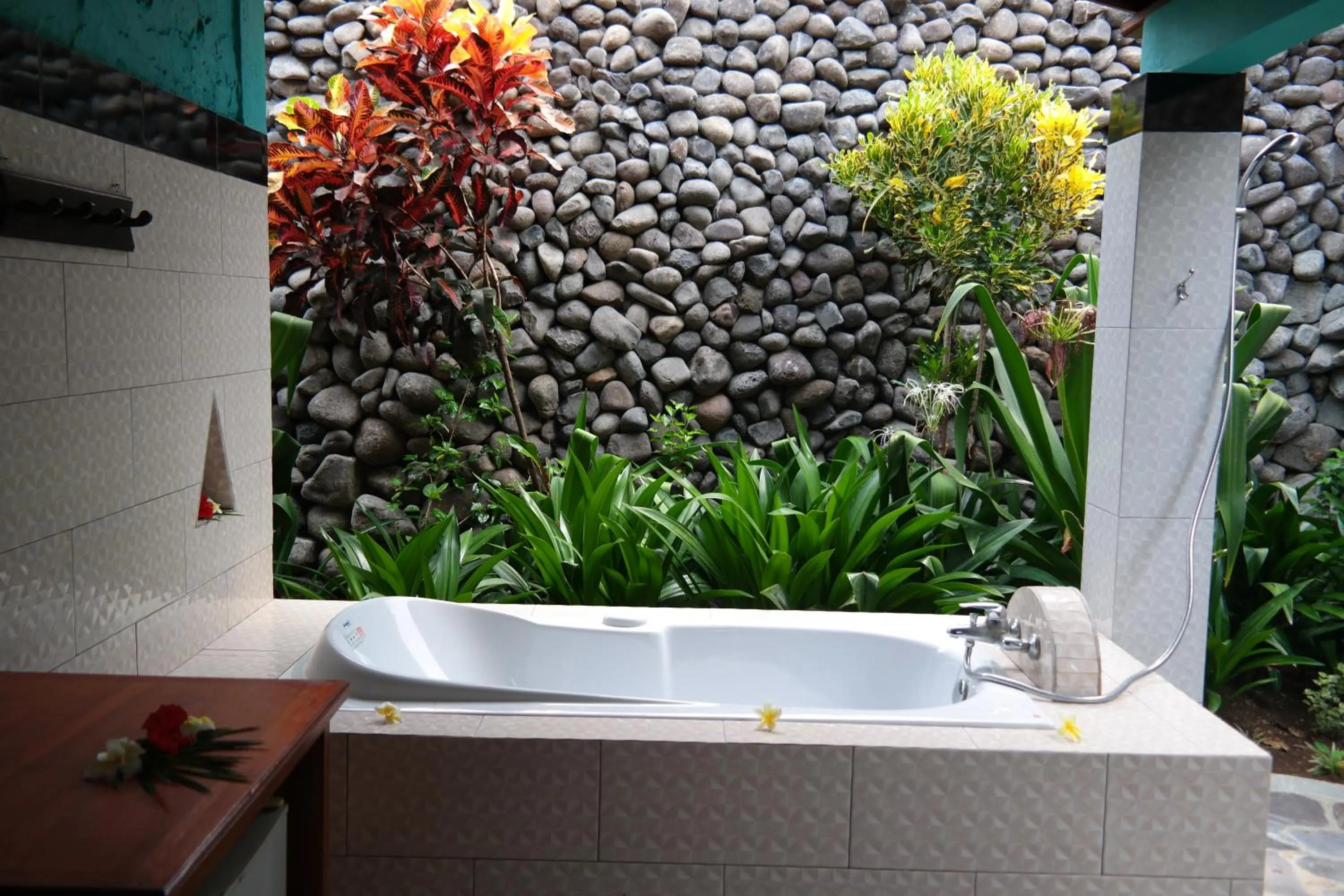 Bathroom in 1000 Dream Bungalow