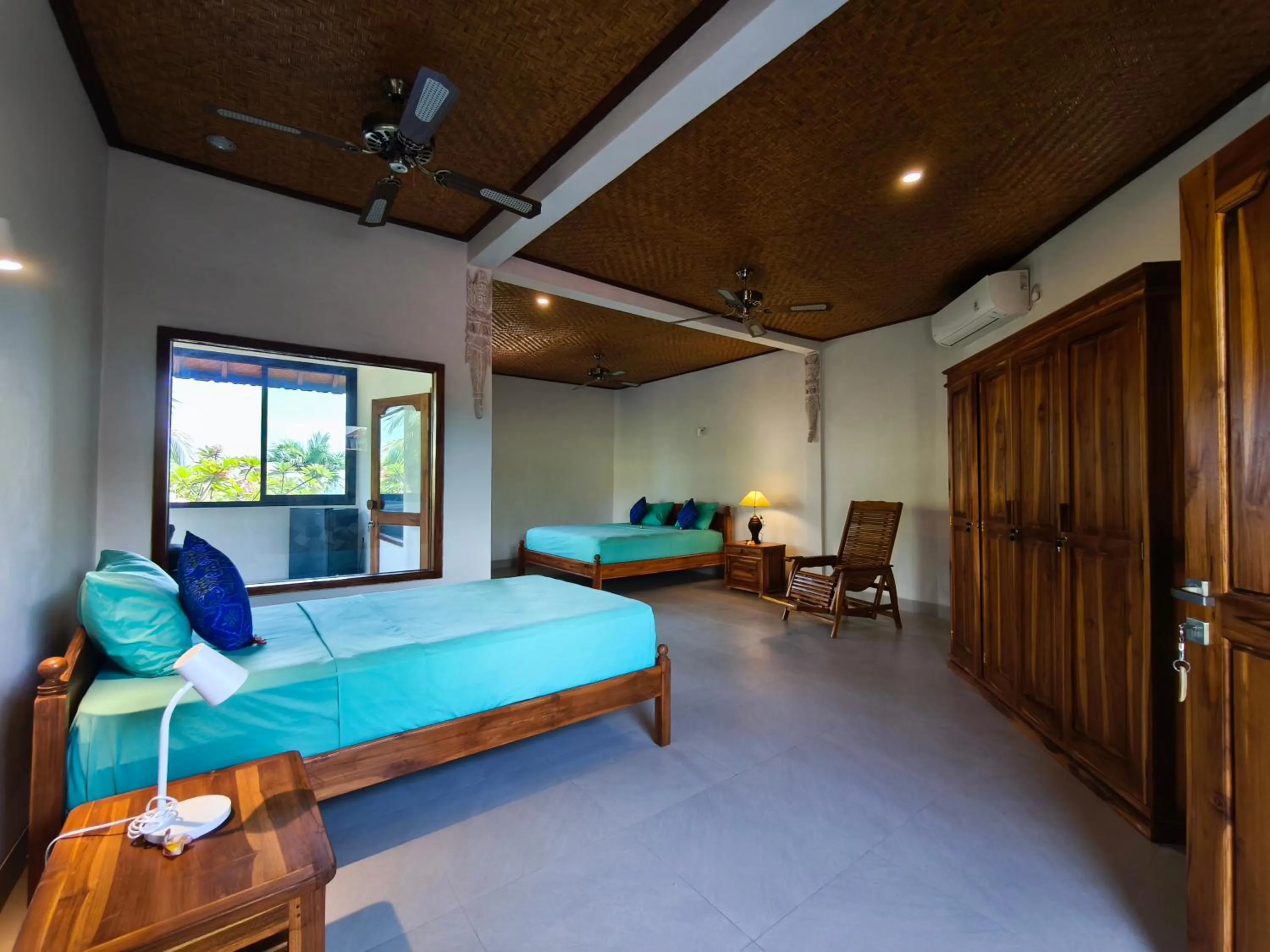 Bed in 1000 Dream Bungalow