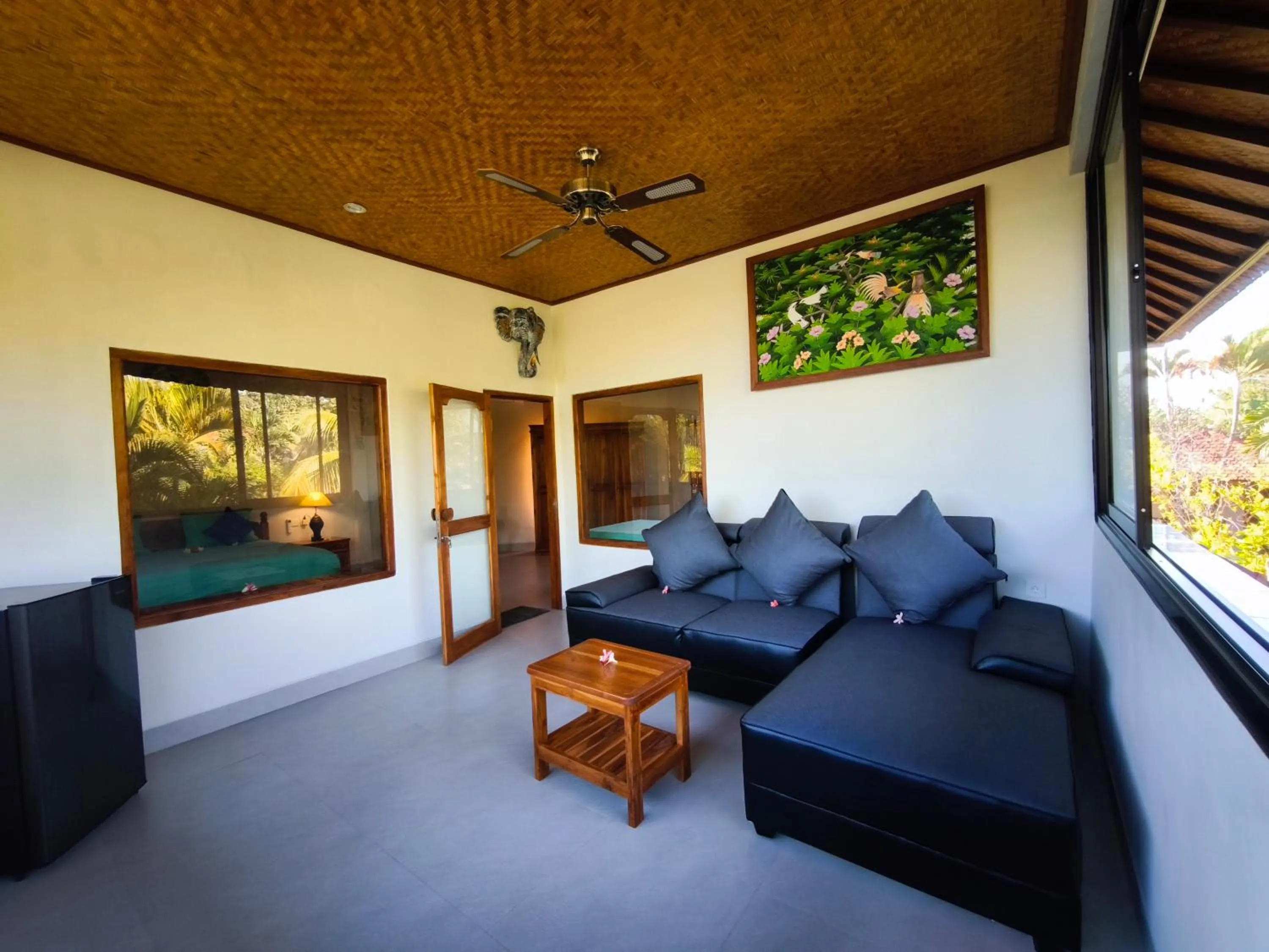 Seating area in 1000 Dream Bungalow