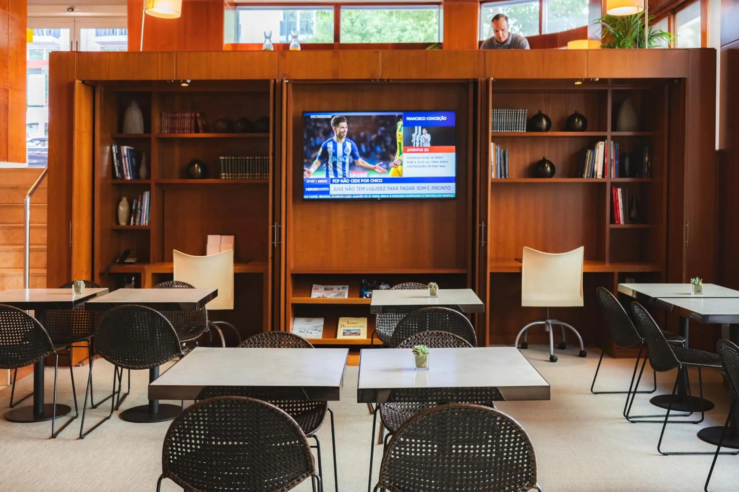Communal lounge/ TV room in Hotel Dom Carlos Liberty