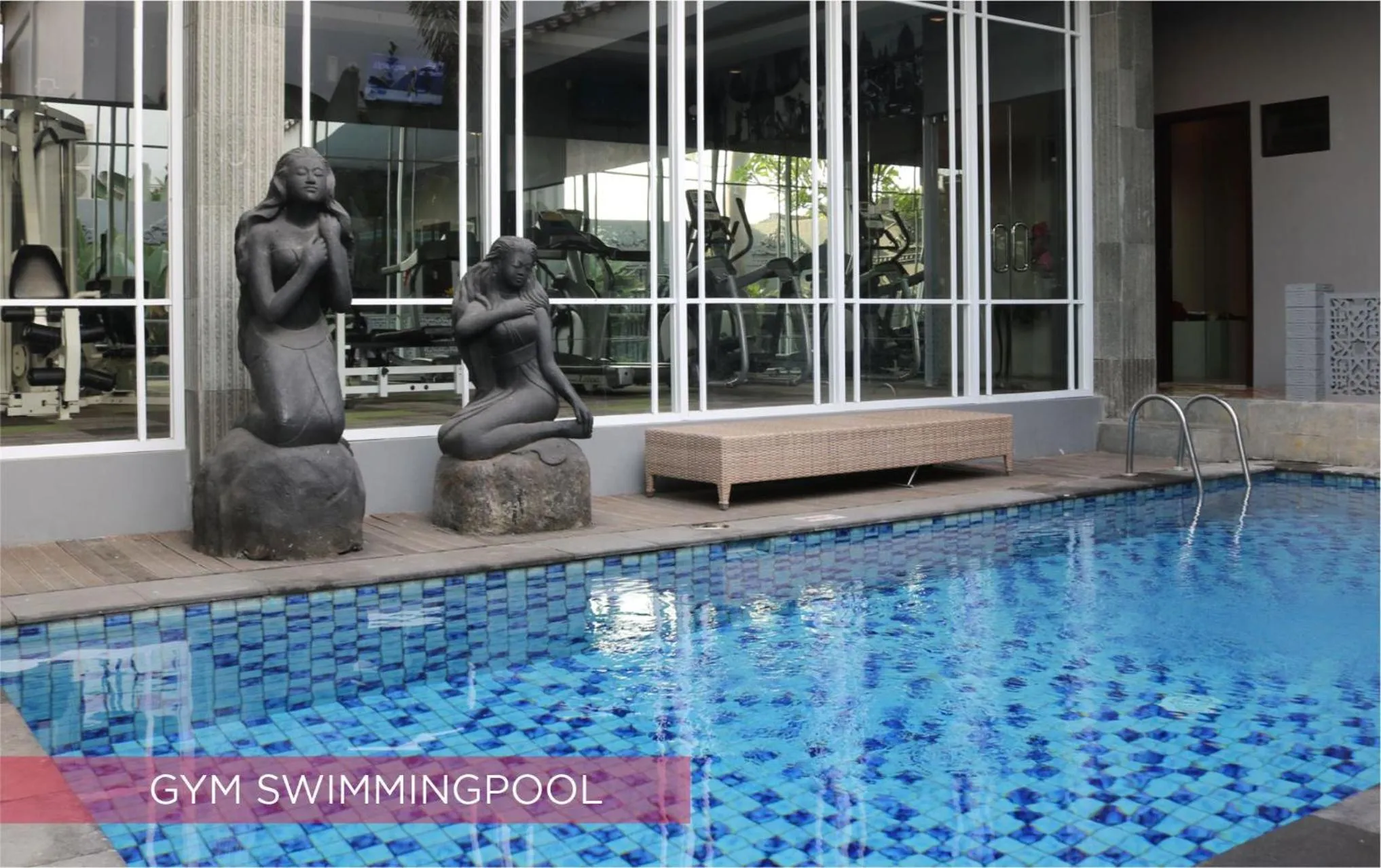 Ramada Suites By Wyndham Solo