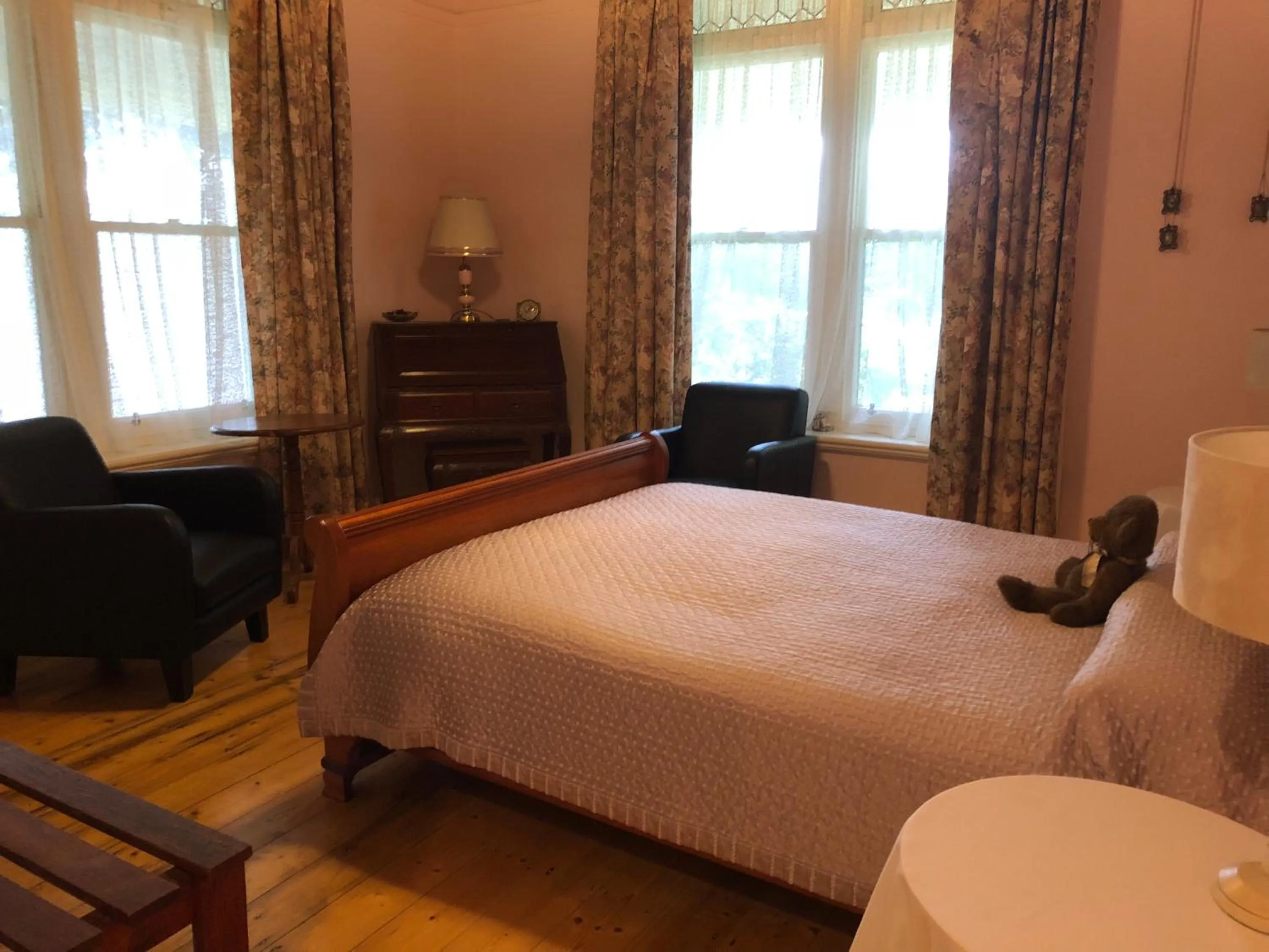 Bedroom, Bed in Lorelei Bed & Breakfast