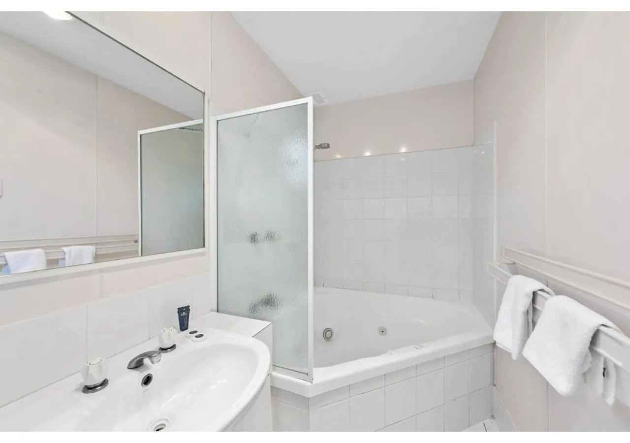 Bathroom in Discovery Parks - Warrnambool