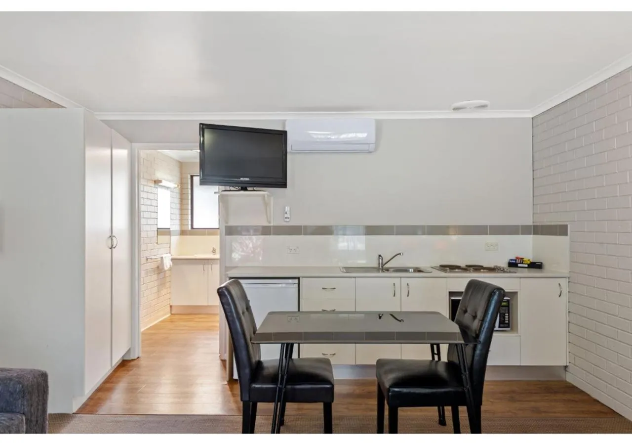 Kitchen or kitchenette in Discovery Parks - Warrnambool