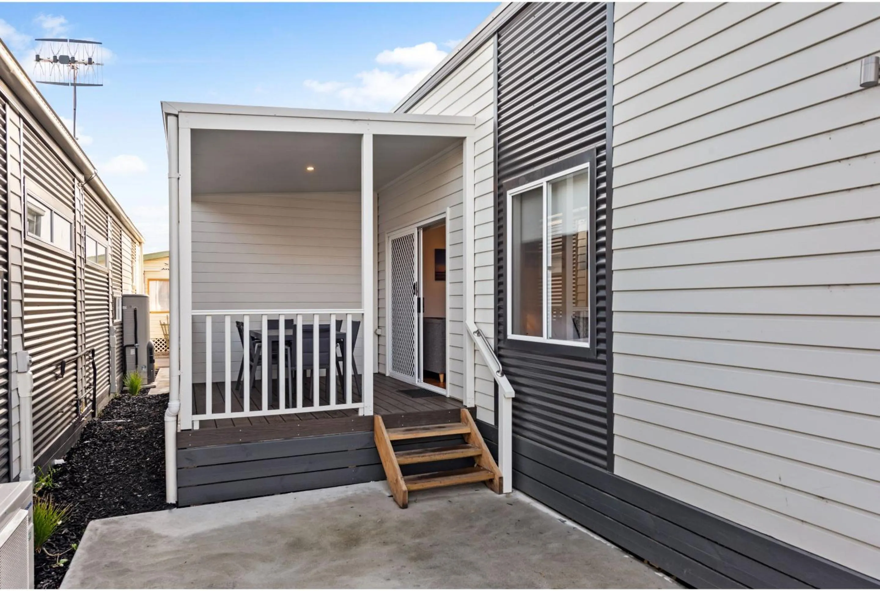 Photo of the whole room in Discovery Parks - Warrnambool