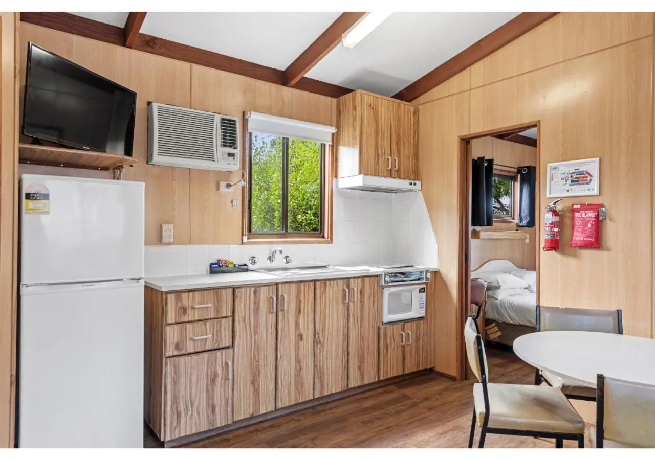 Kitchen or kitchenette in Discovery Parks - Warrnambool