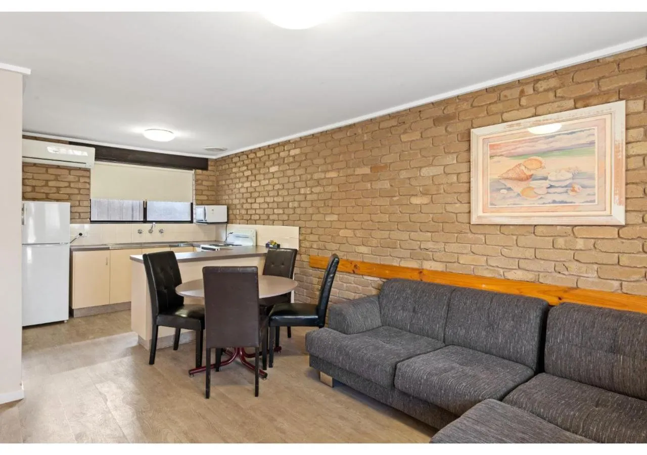 Kitchen or kitchenette in Discovery Parks - Warrnambool