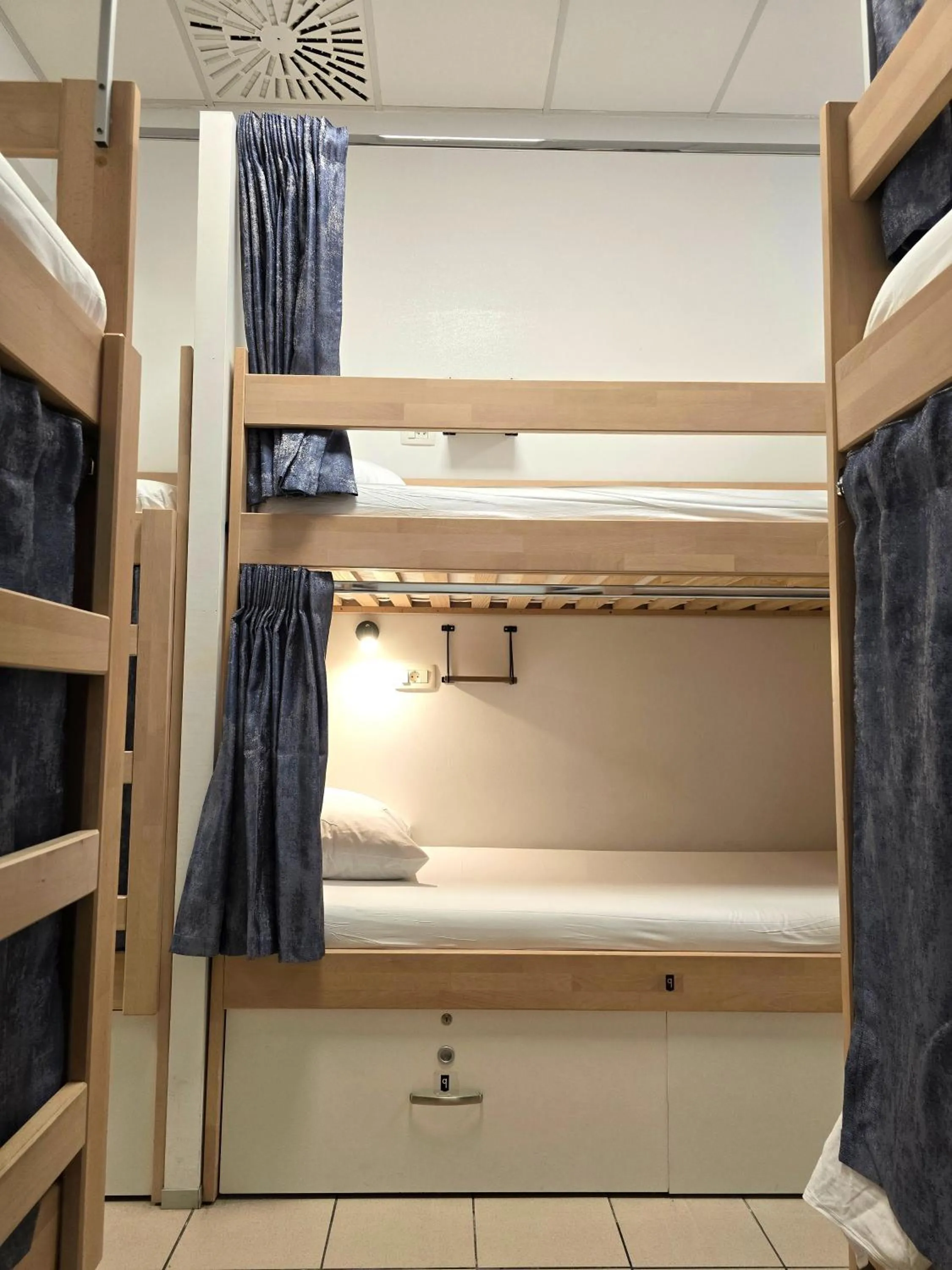 Gravitas Hostel