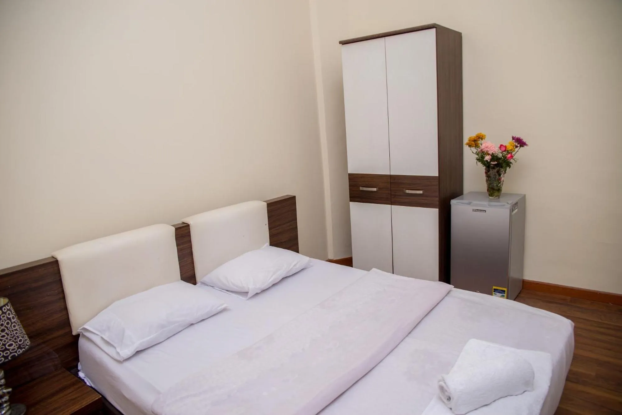 Bed in Hotel Grand Royal Cairo