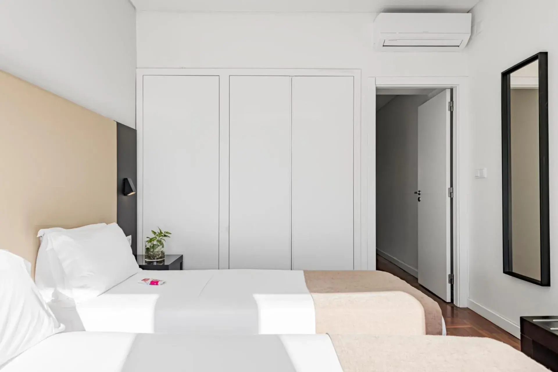 Superior Suite in Lisboa Central Park Hotel Suites & Studios Superior Suite in Lisboa Central Park Hotel Suites & Studios